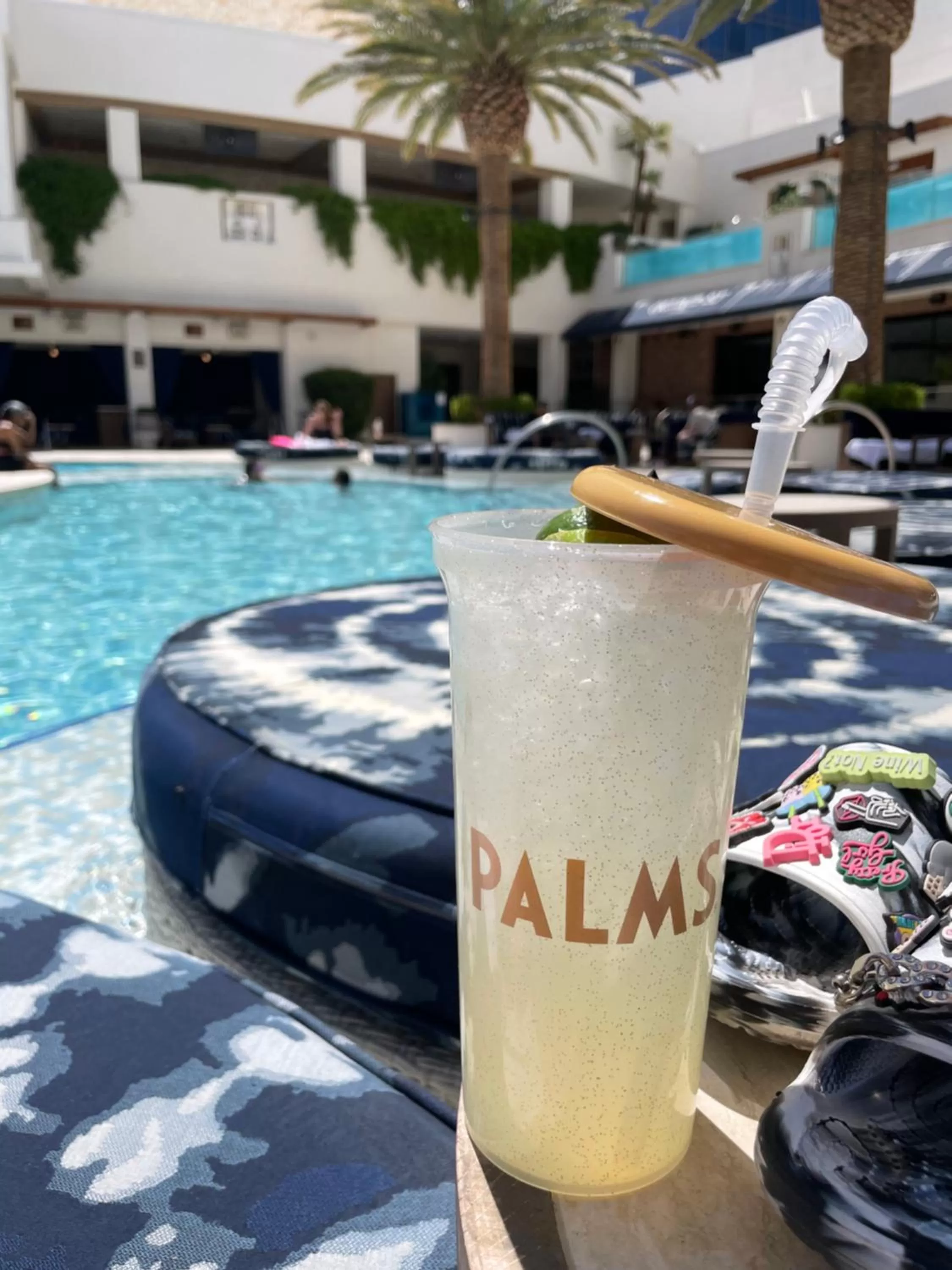 Day in Vegas Palms HIGH 52nd fl. 1BDR corner penthouse 1220sqft