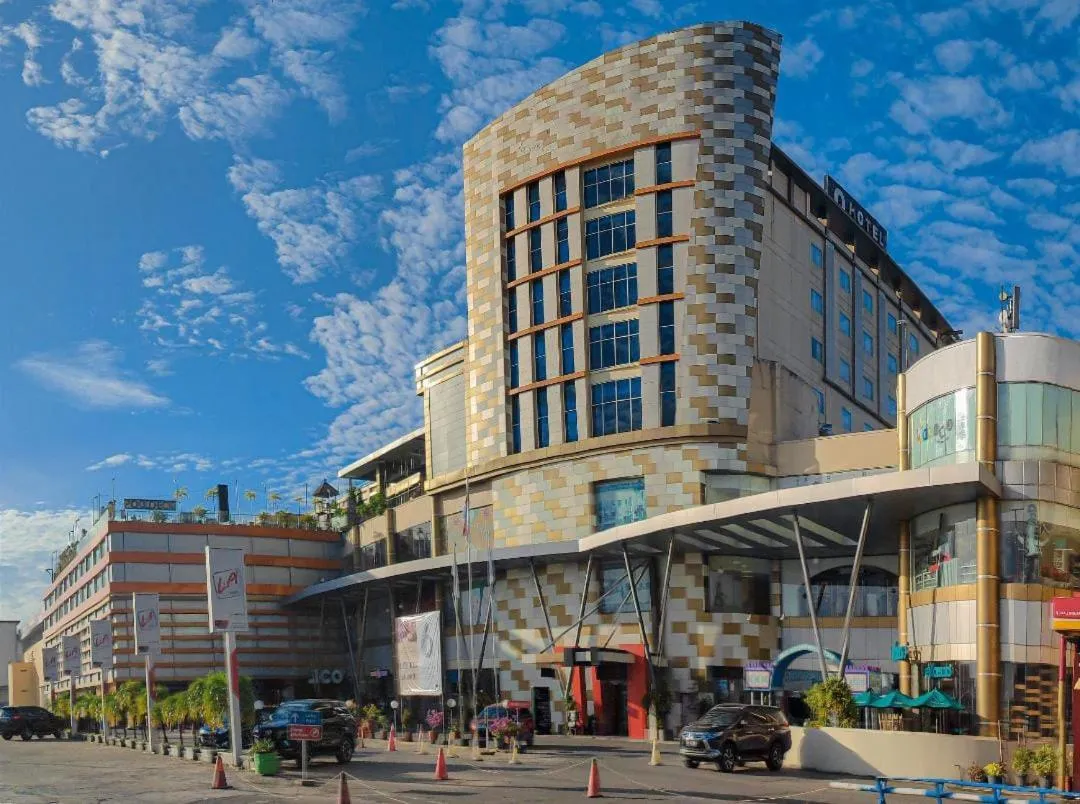 Property Building in Grand Dafam Q Hotel Banjarbaru || DHM Syariah