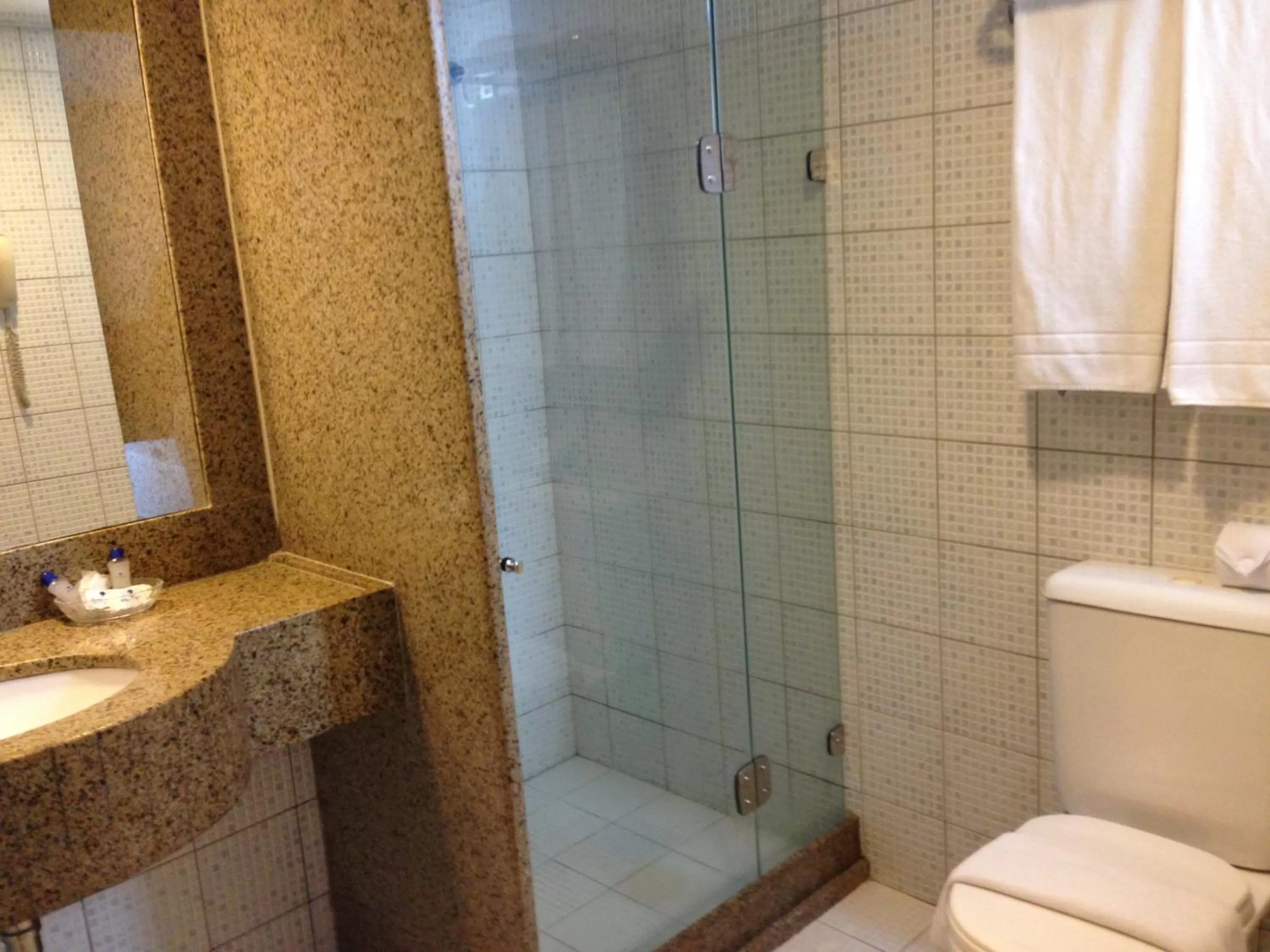 Bathroom in Costa do Mar Hotel