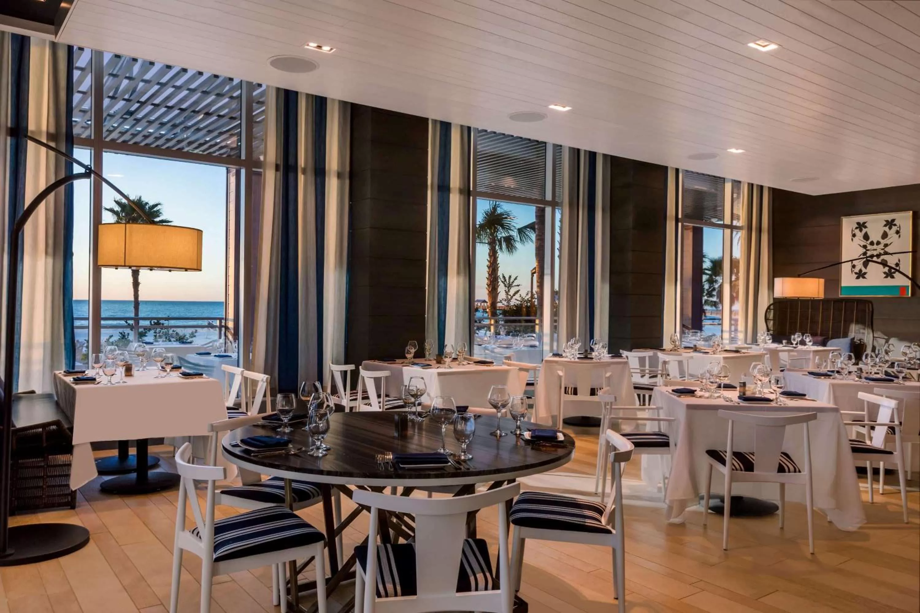 Restaurant/places to eat in Wyndham Grand Clearwater Beach