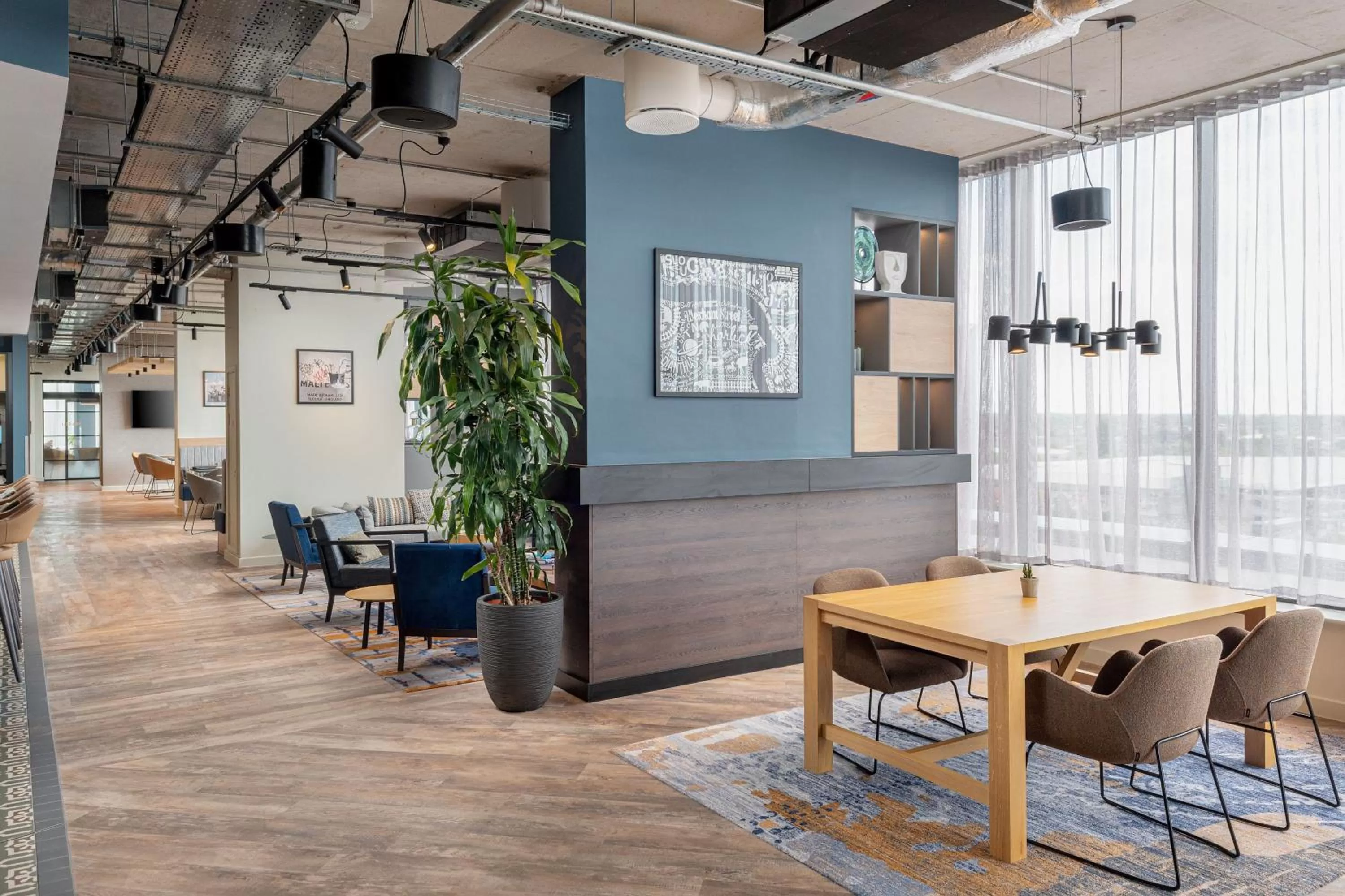 Lounge or bar in Residence Inn by Marriott Slough