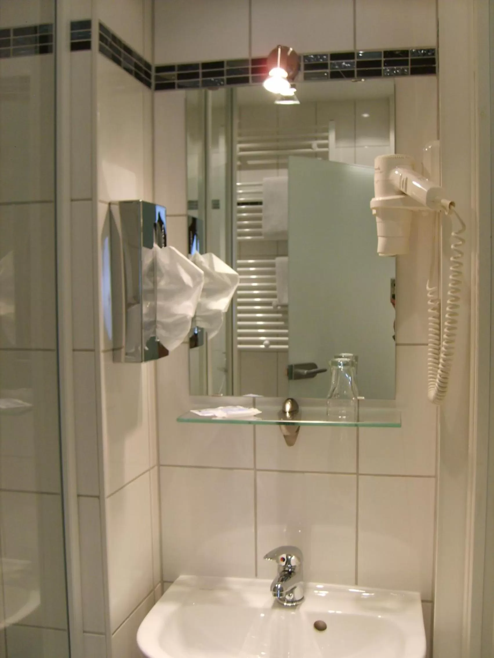 Bathroom in City Hotel by celina