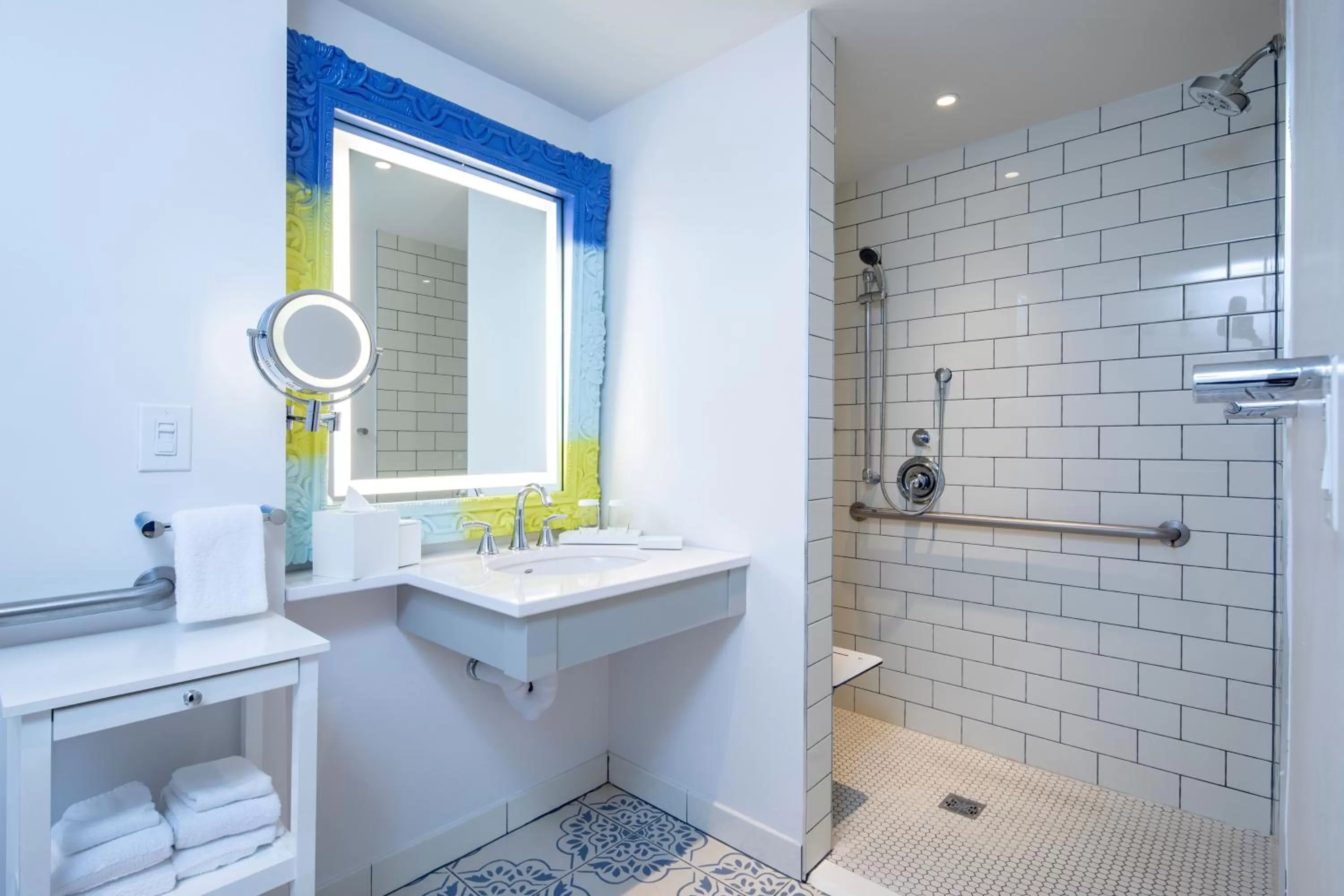 Bathroom in Universal's Loews Sapphire Falls Resort