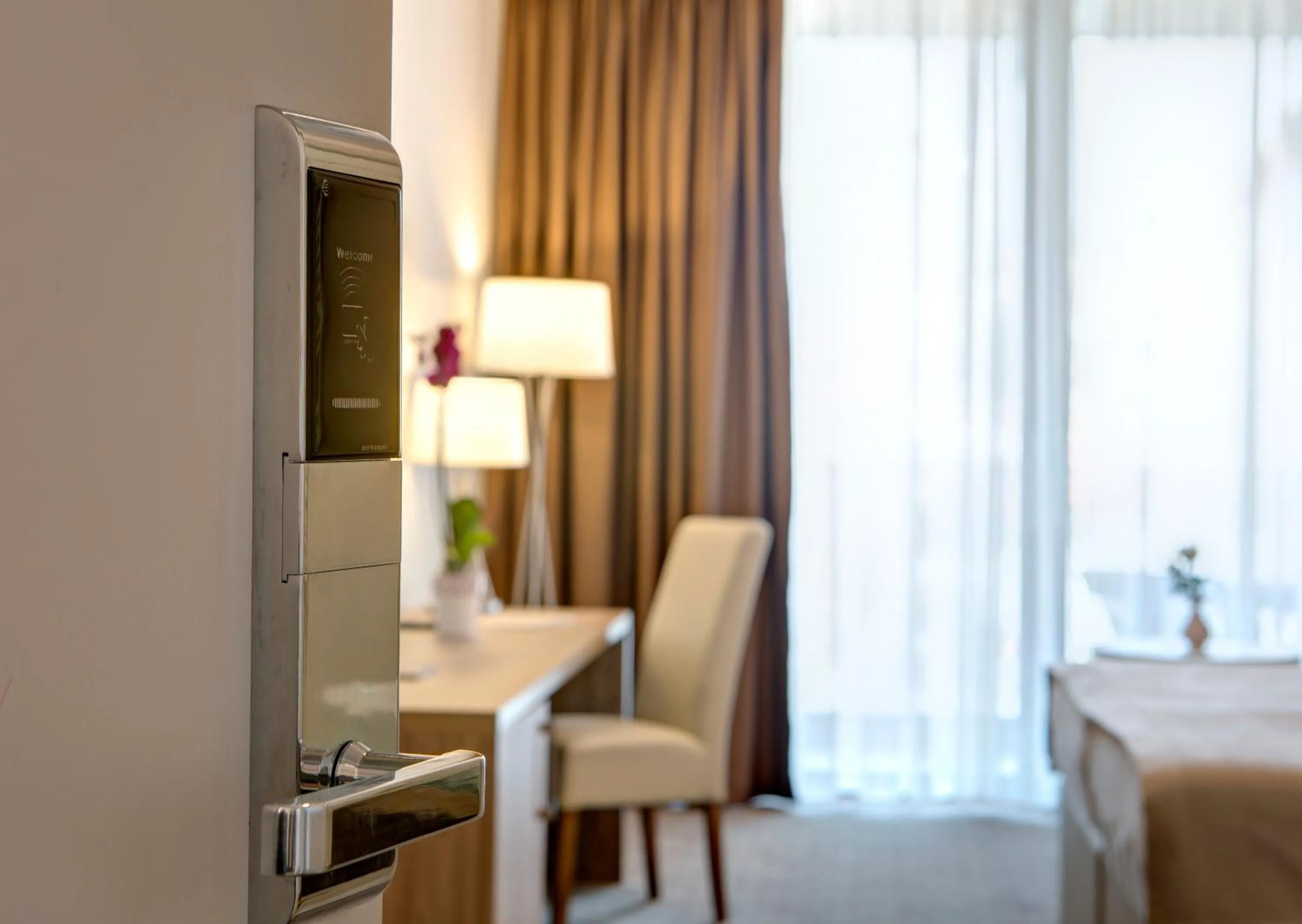 hair dresser in Hotel Eden