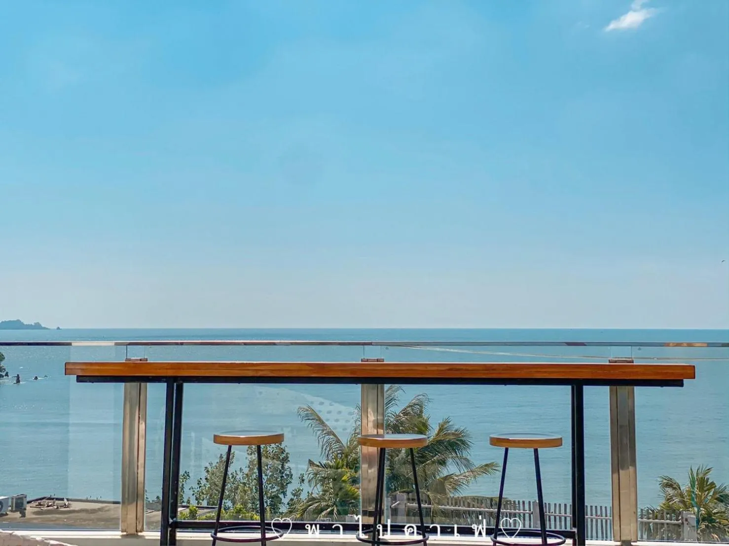 Restaurant/places to eat in Tique Series Boutique Resort (SHA Extra Plus)