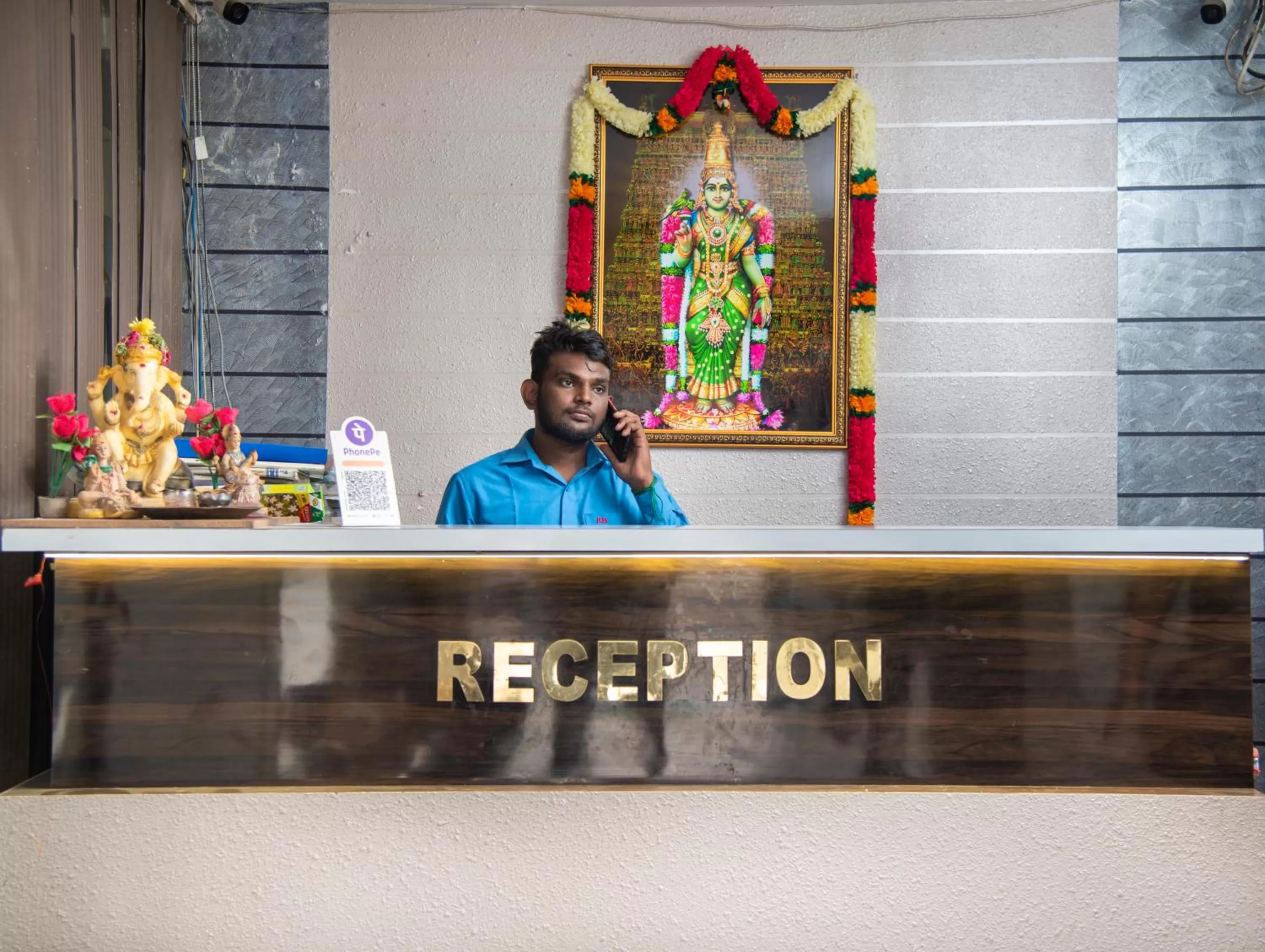 People in HOTEL BOOPATHI Madurai