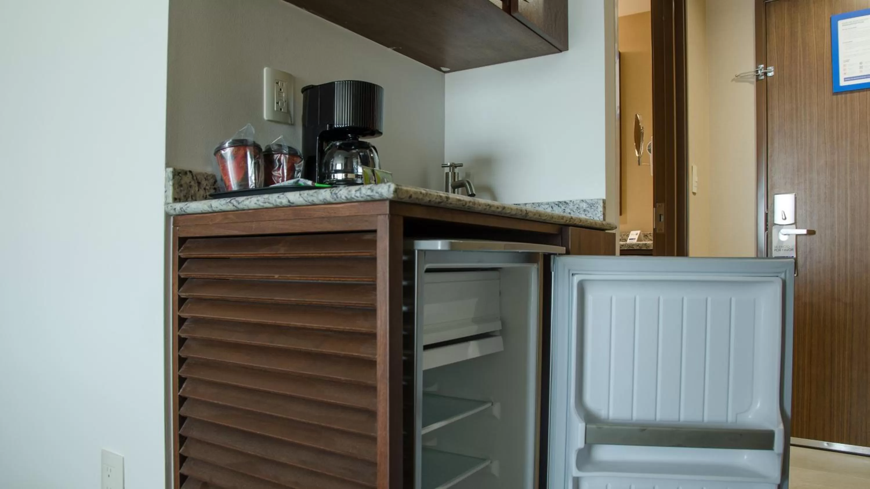 Bedroom in Holiday Inn Express and Suites Celaya by IHG