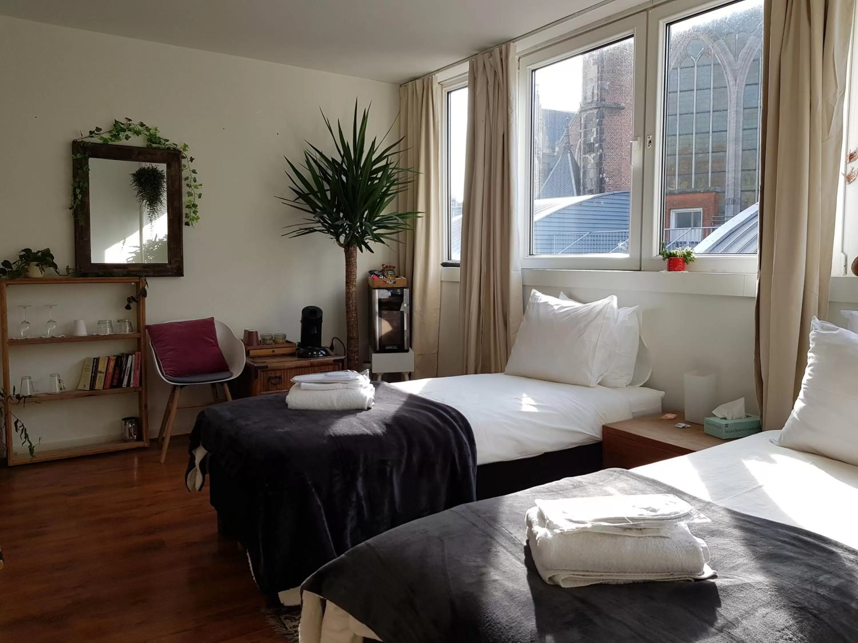 Photo of the whole room, Bed in City Break Amsterdam