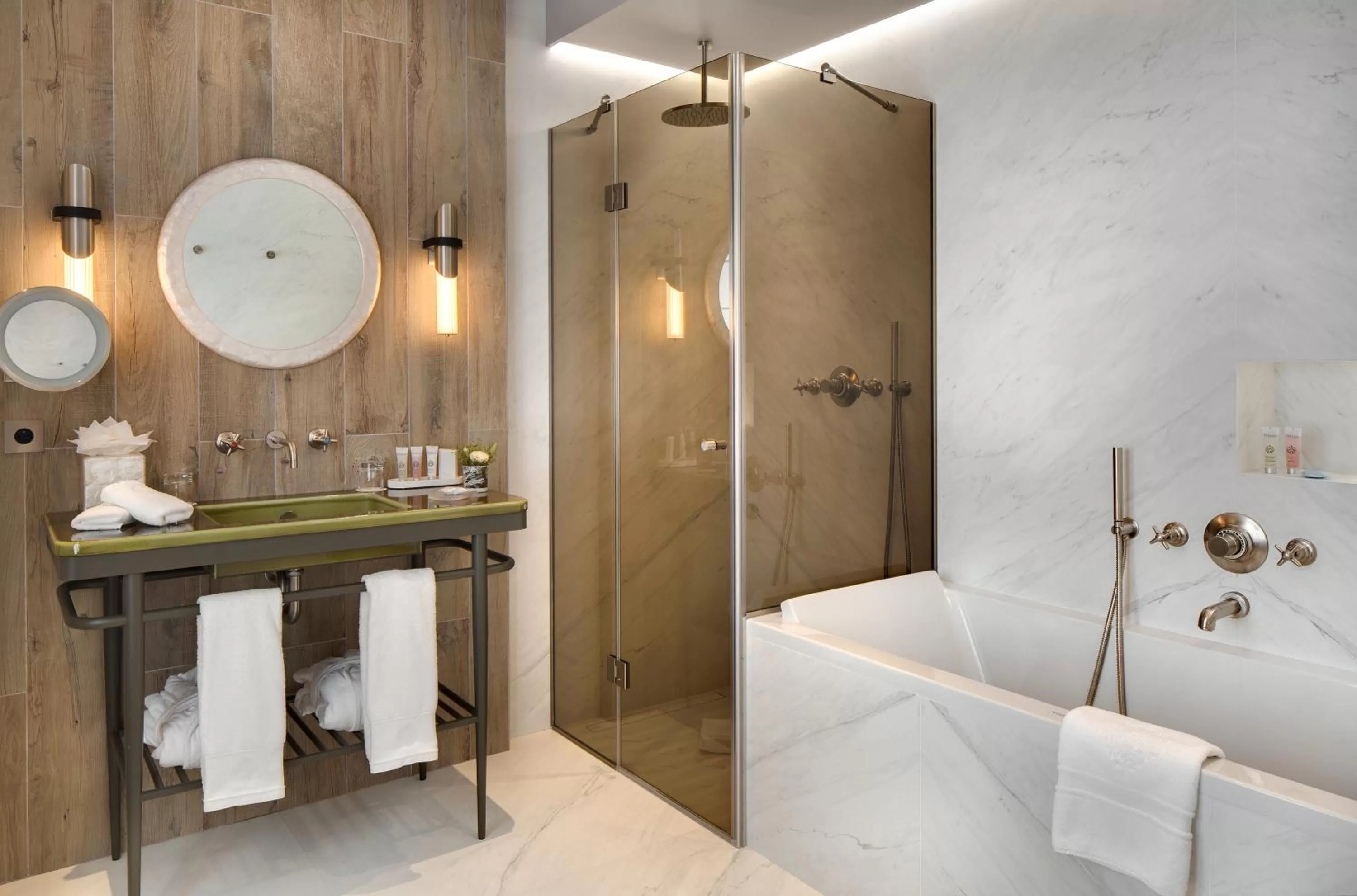 Bathroom in La Demeure Montaigne