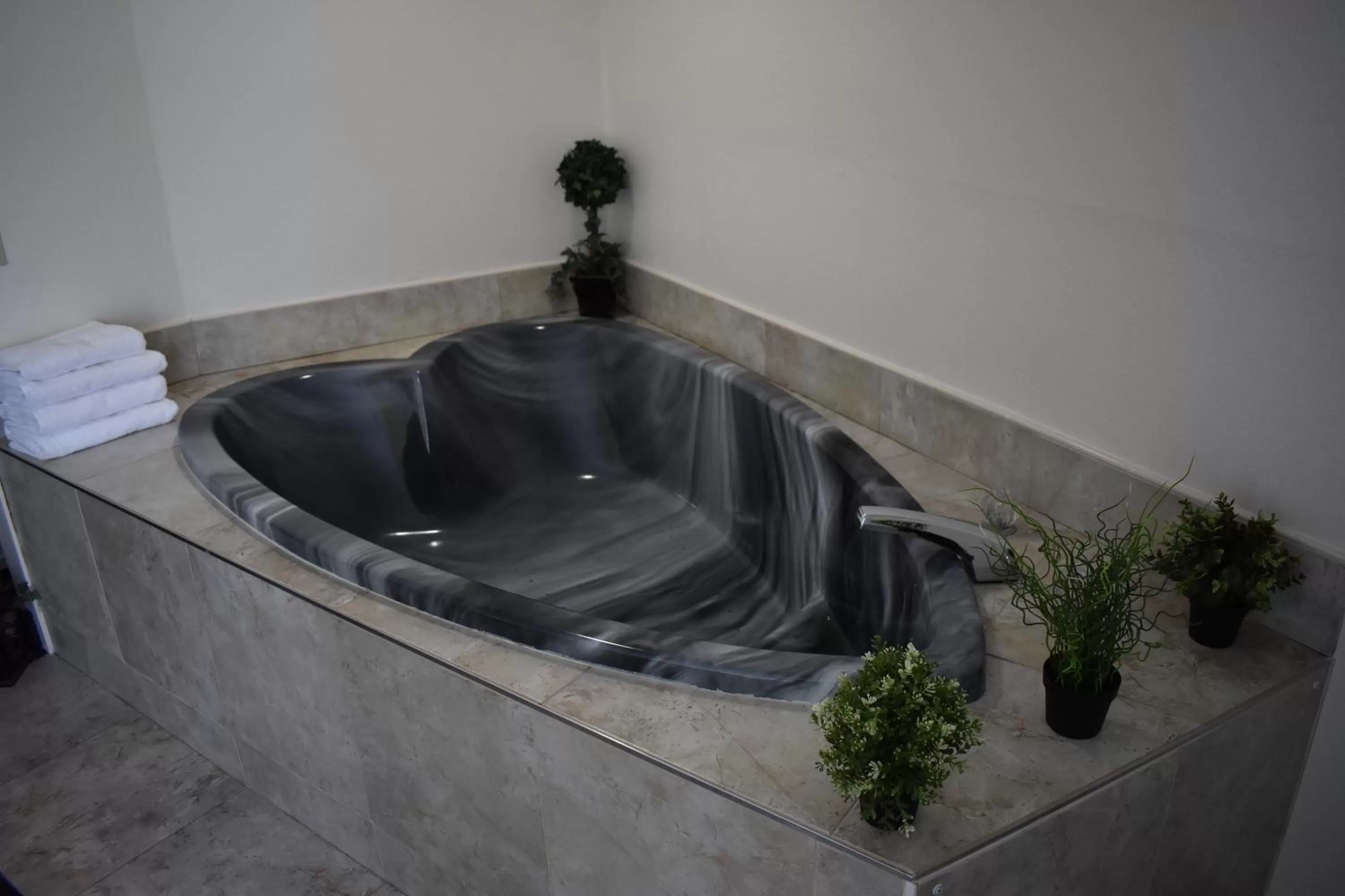 Breakers Resort - Lakeside