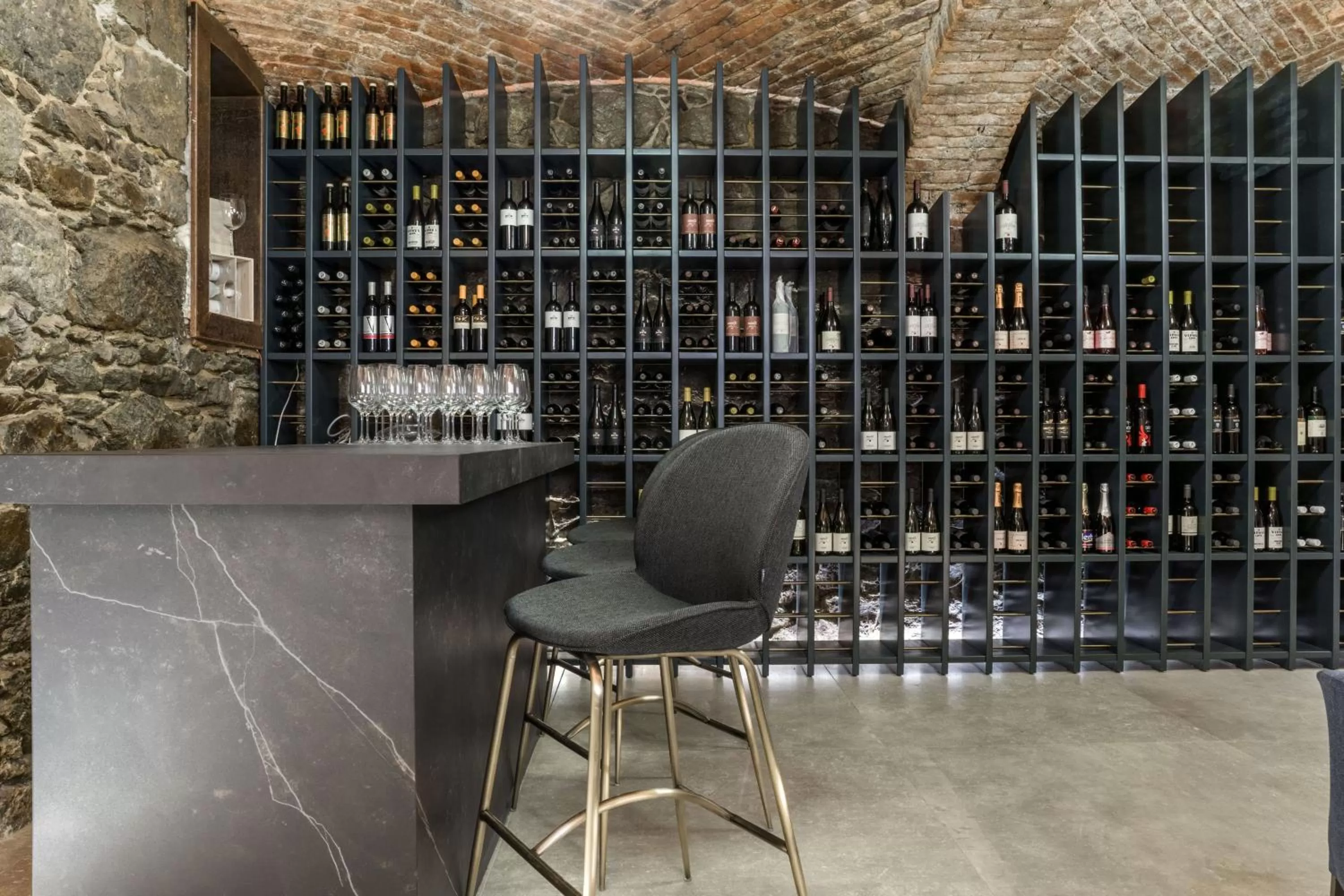 Restaurant/places to eat in Hotel MOREA