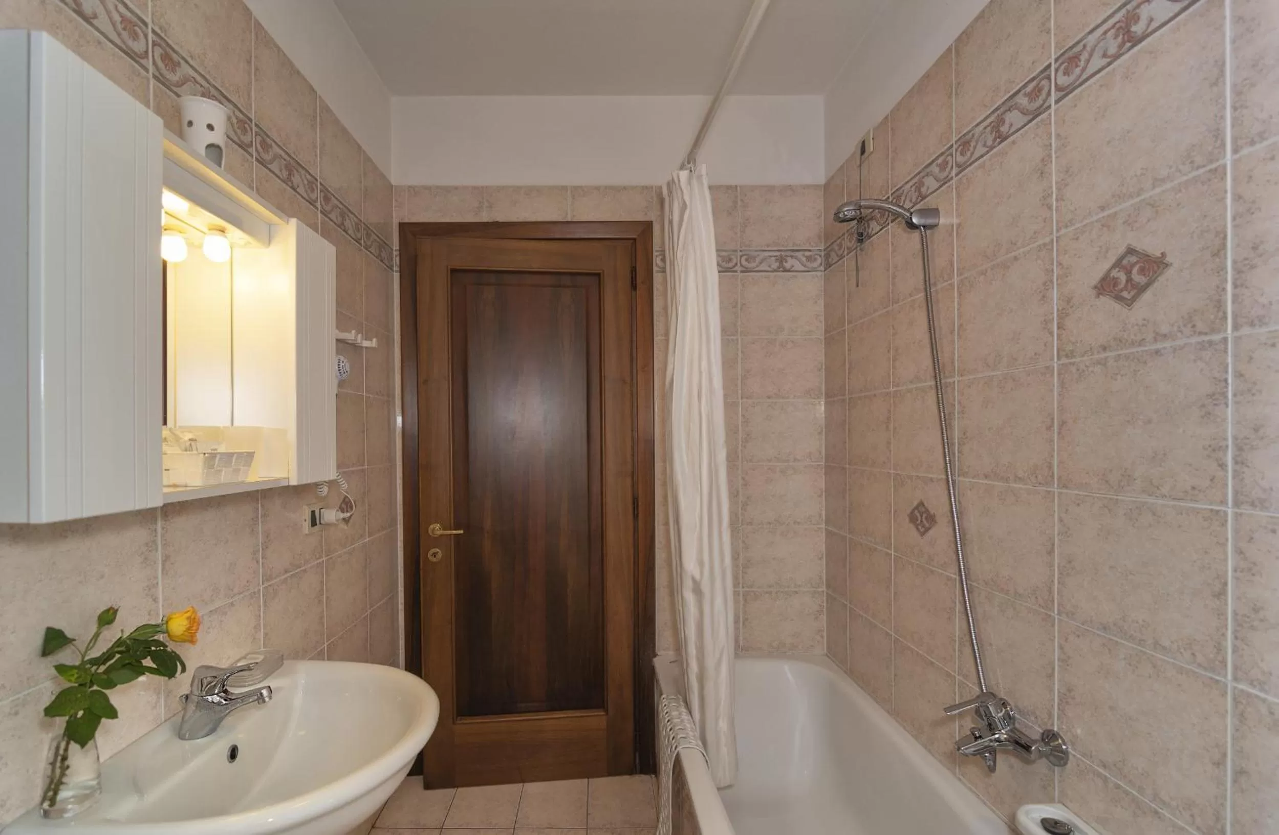 Bathroom in Giada Palace - Rooms