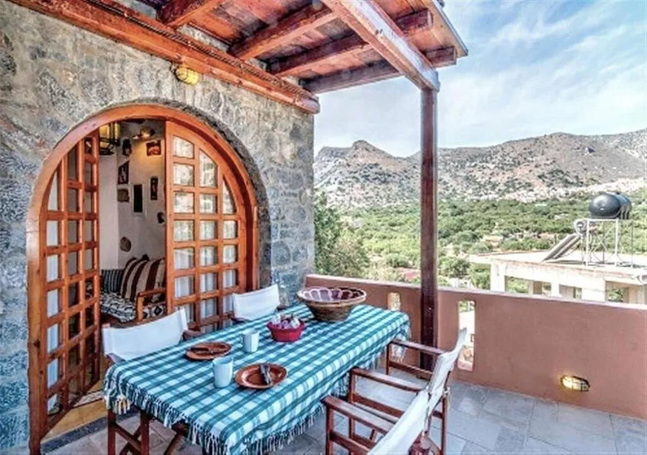Patio in The Traditional Homes of Crete