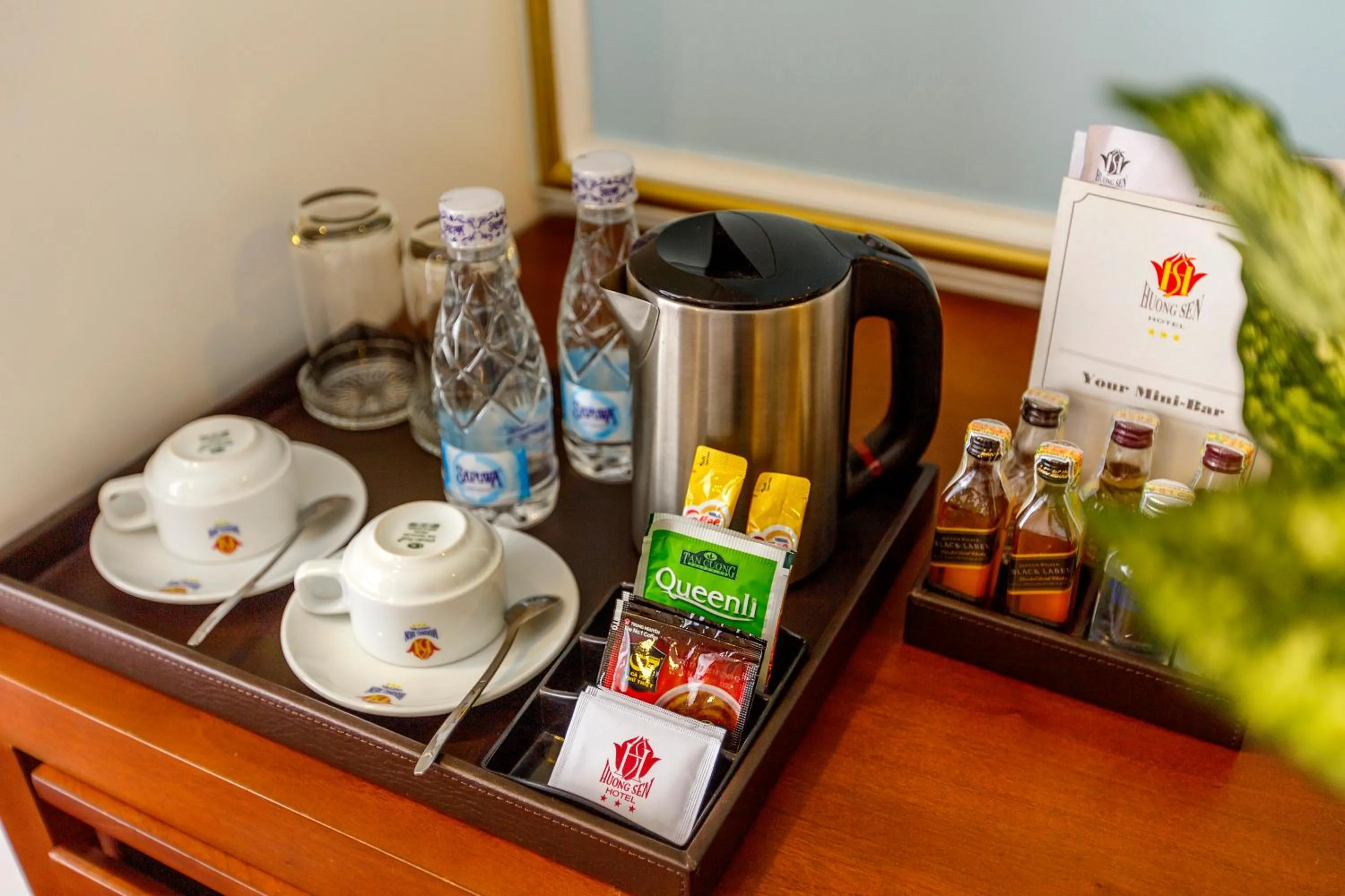 Coffee/tea facilities in Huong Sen Annex Hotel