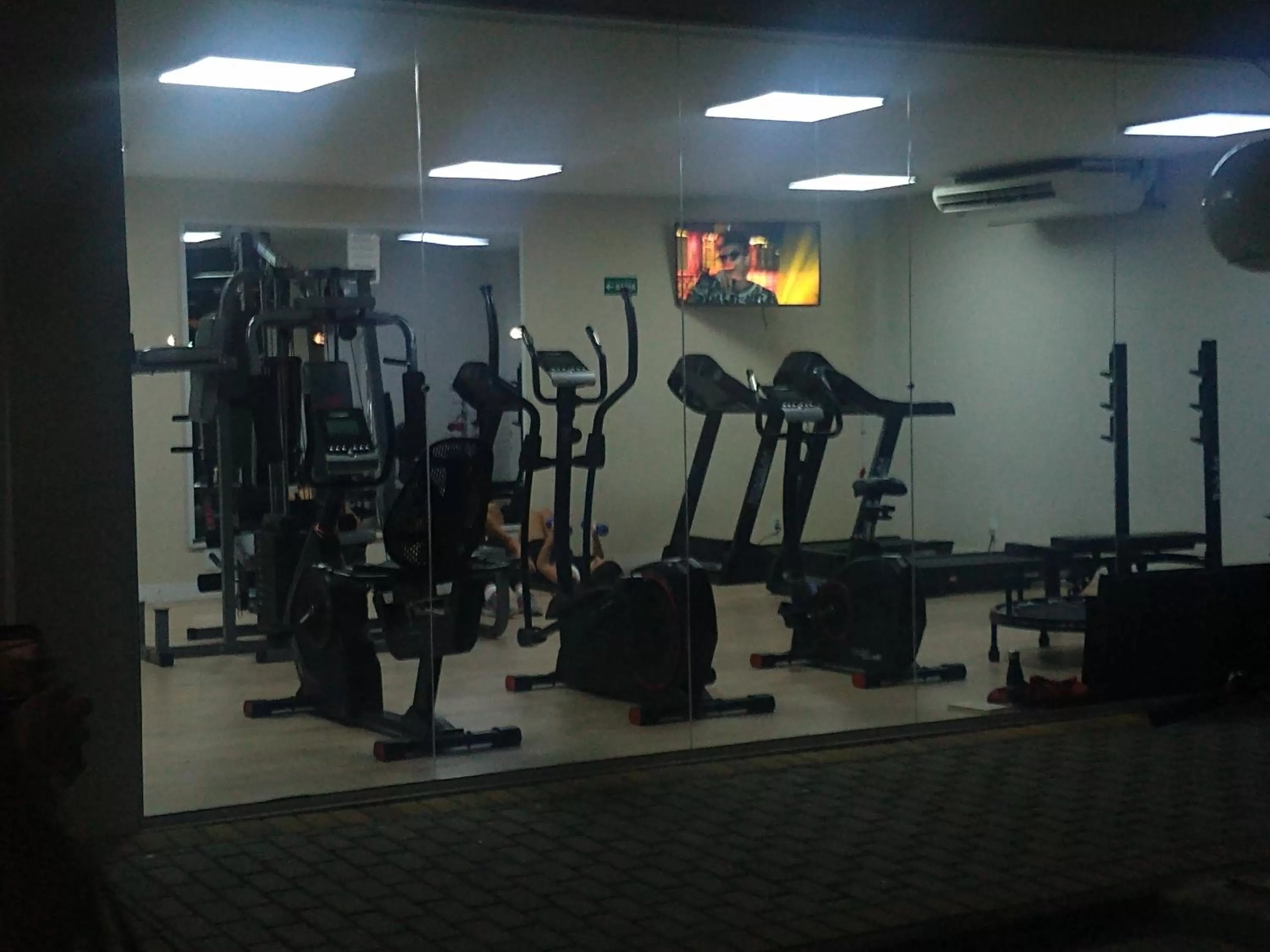 Fitness centre/facilities in Apartamento no Golden Lake - pé na areia, agua de côco e cervejinha