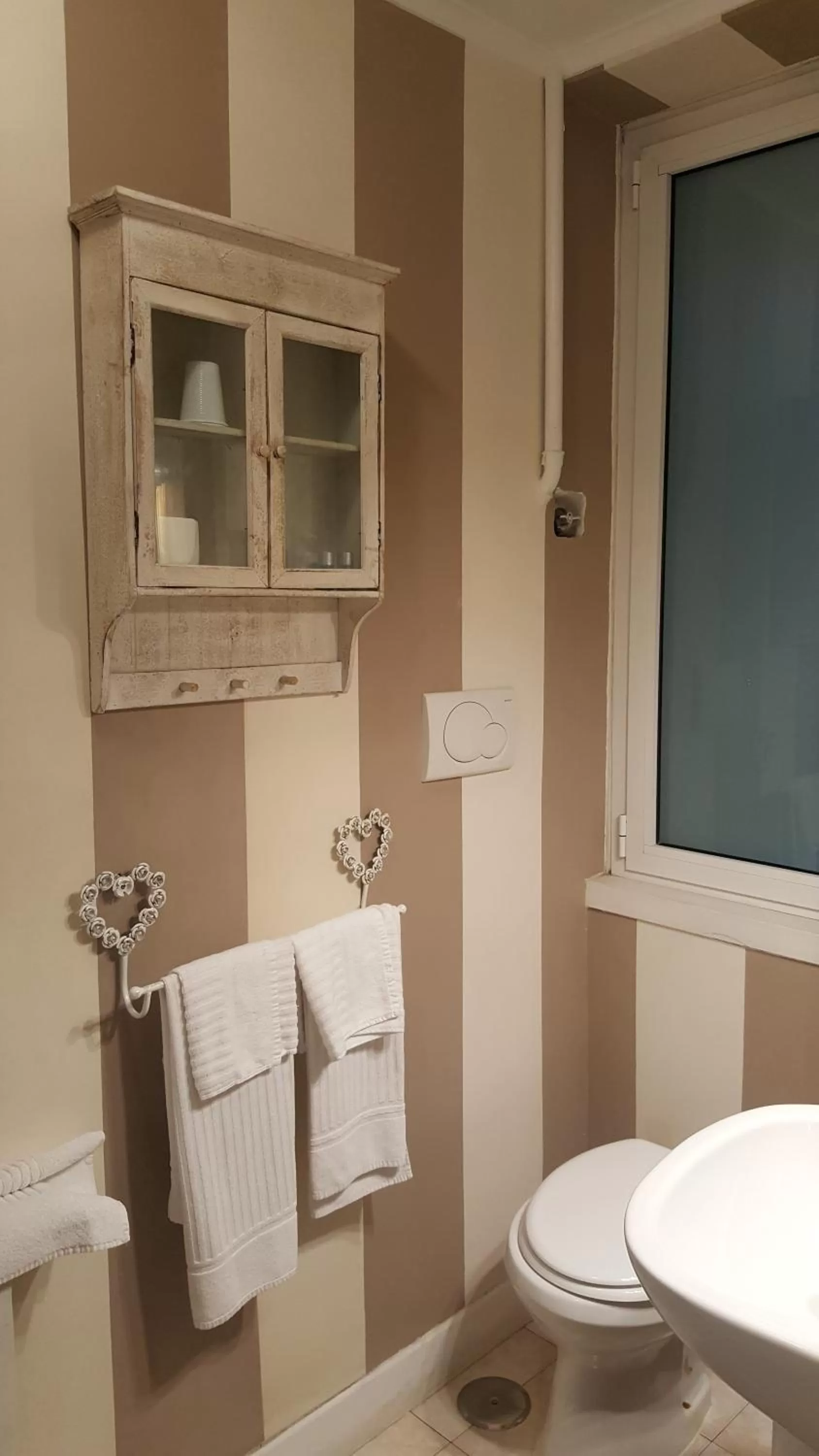 Toilet in Paola A Trastevere