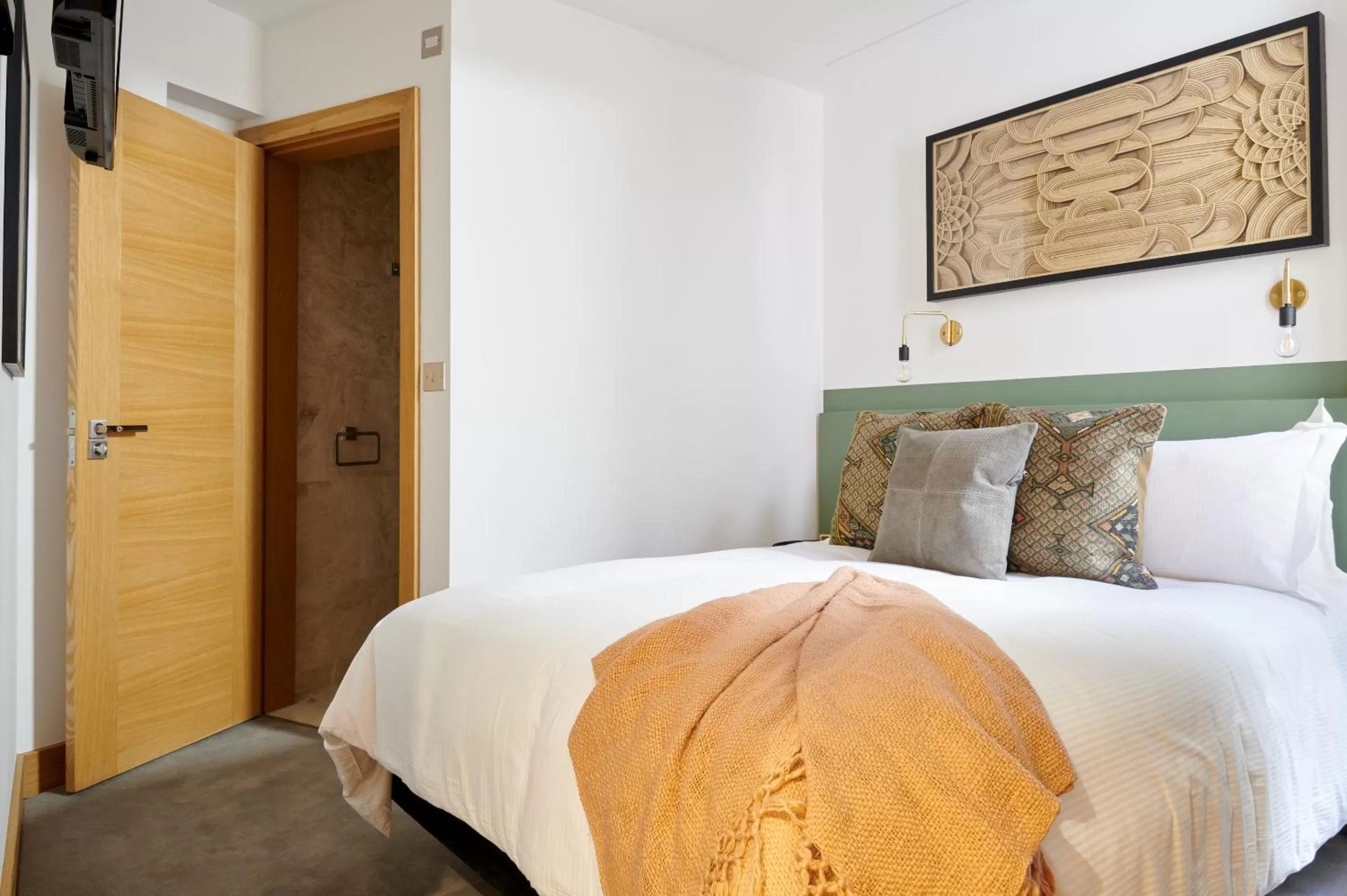 Bed in Sonder Edgware Road