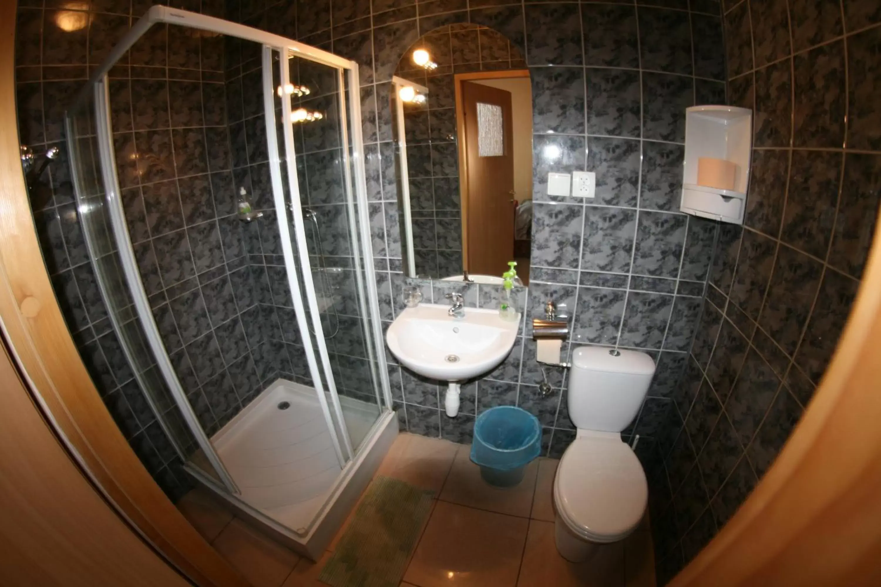 Quadruple Room in Hotel Daisy Budget Quadruple Room in Hotel Daisy Budget