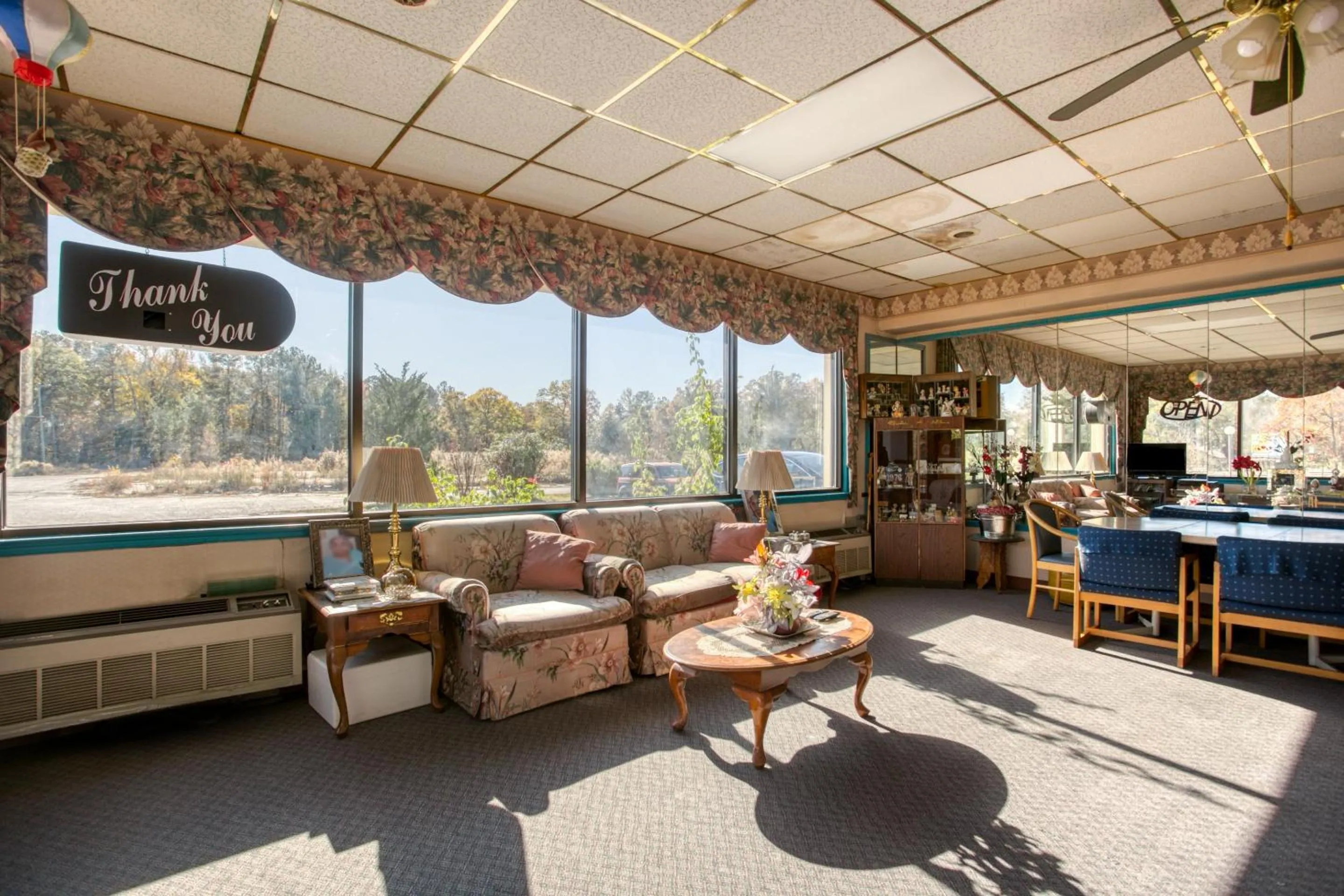 Lobby or reception in OYO Hotel Petersburg VA - Templeton