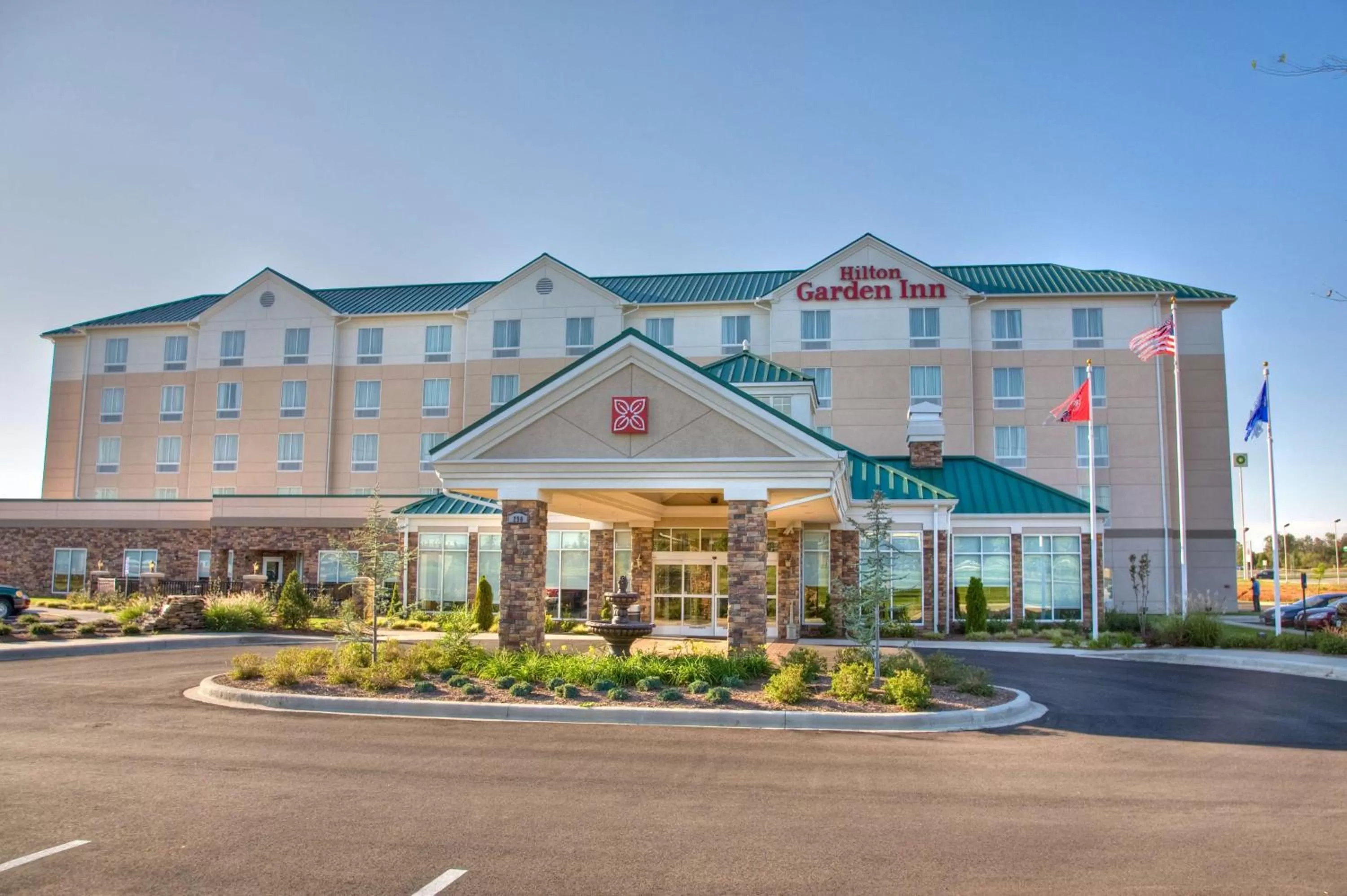 Property building in Hilton Garden Inn Clarksville