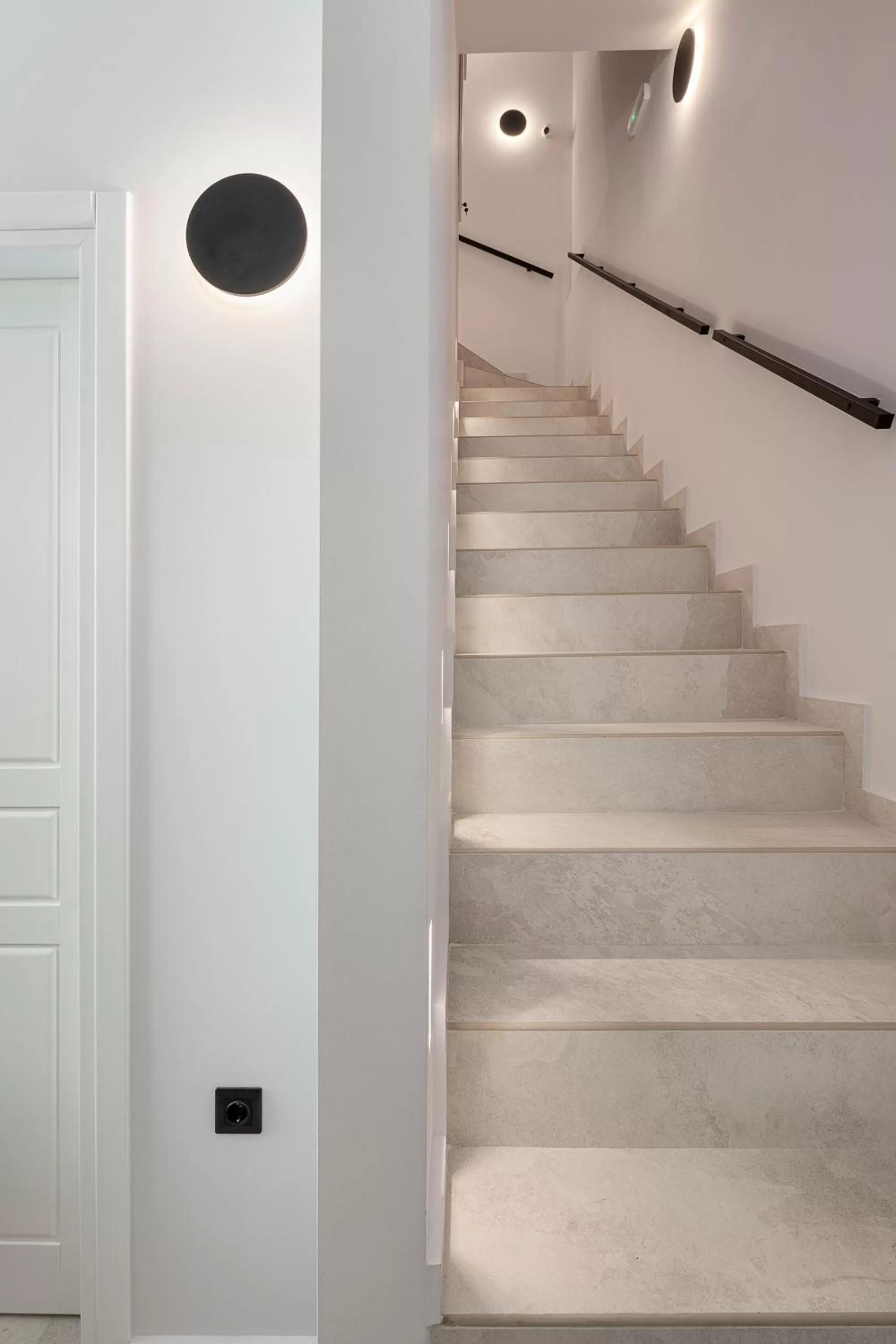 Property building in Camere Maritima