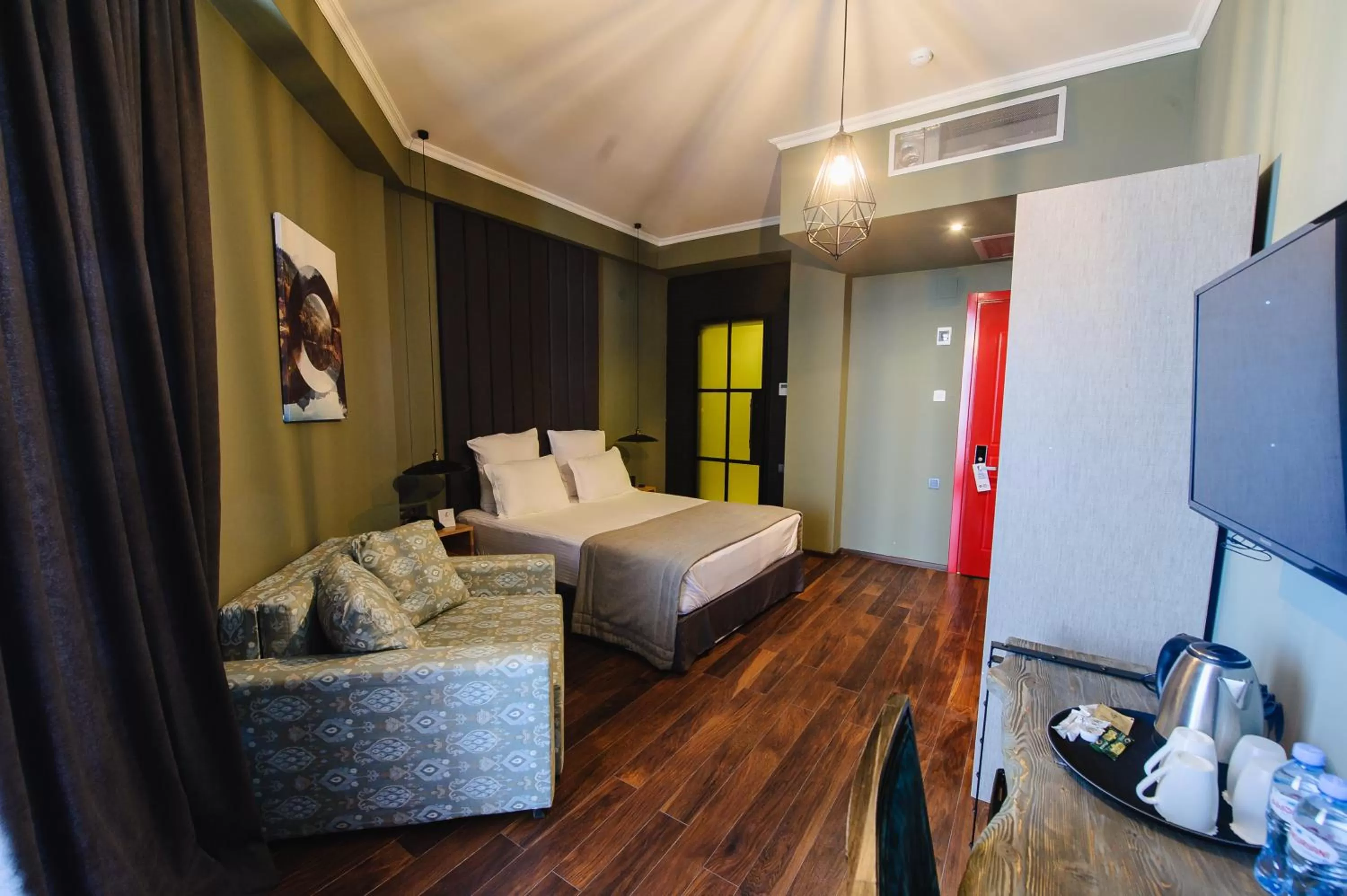 Photo of the whole room in Boulevardside