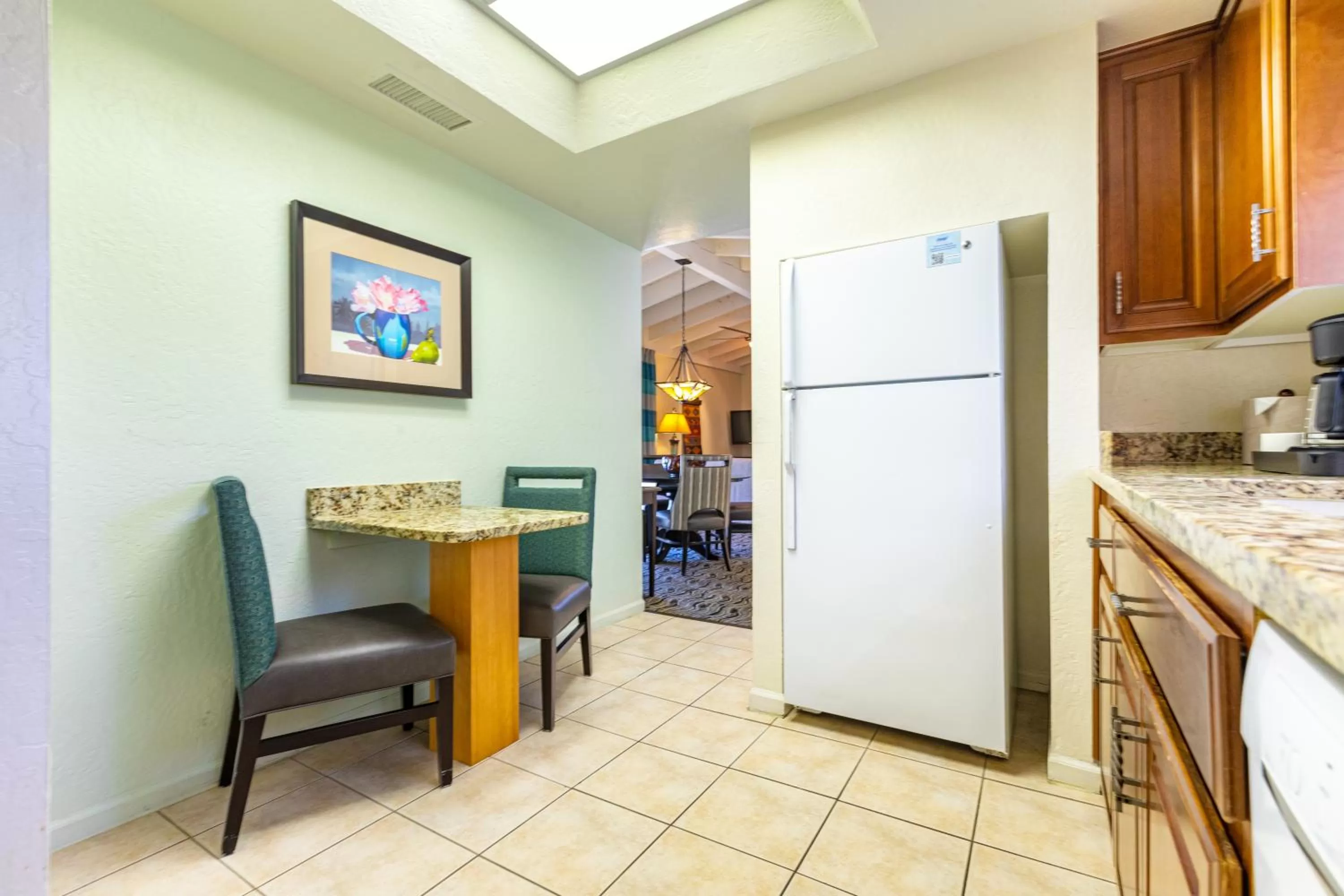 Kitchen or kitchenette in Scottsdale Camelback Resort