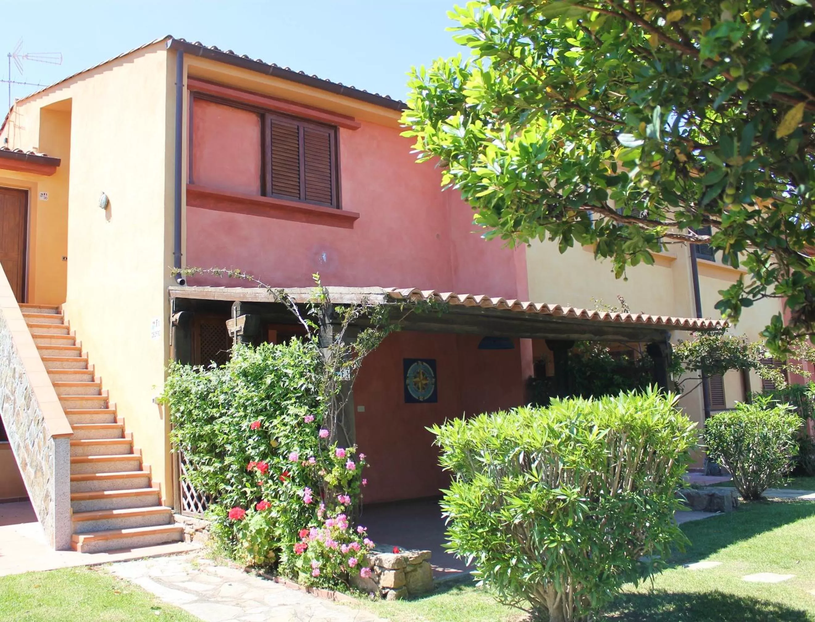 Property building in Porto Coda Cavallo Salina Bamba