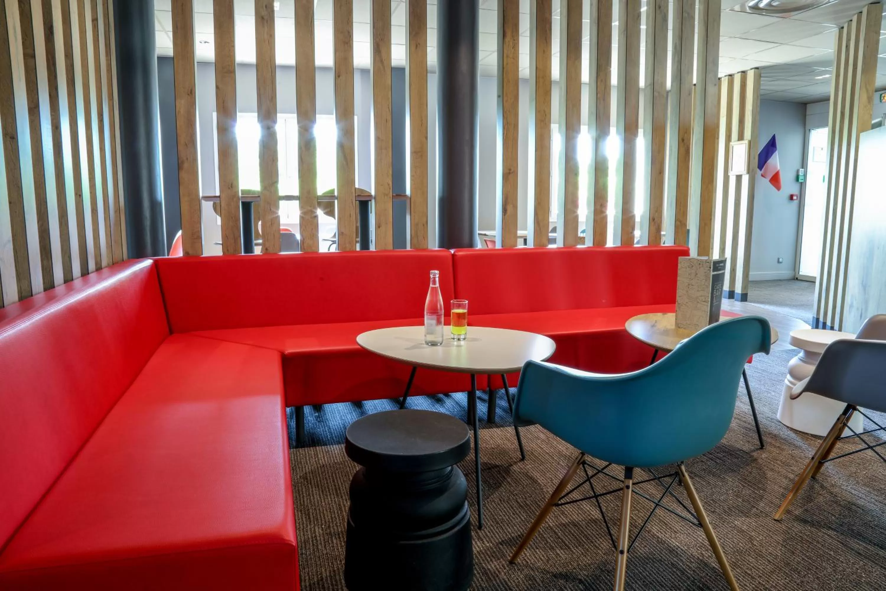 Lounge or bar in ibis Orange Sud
