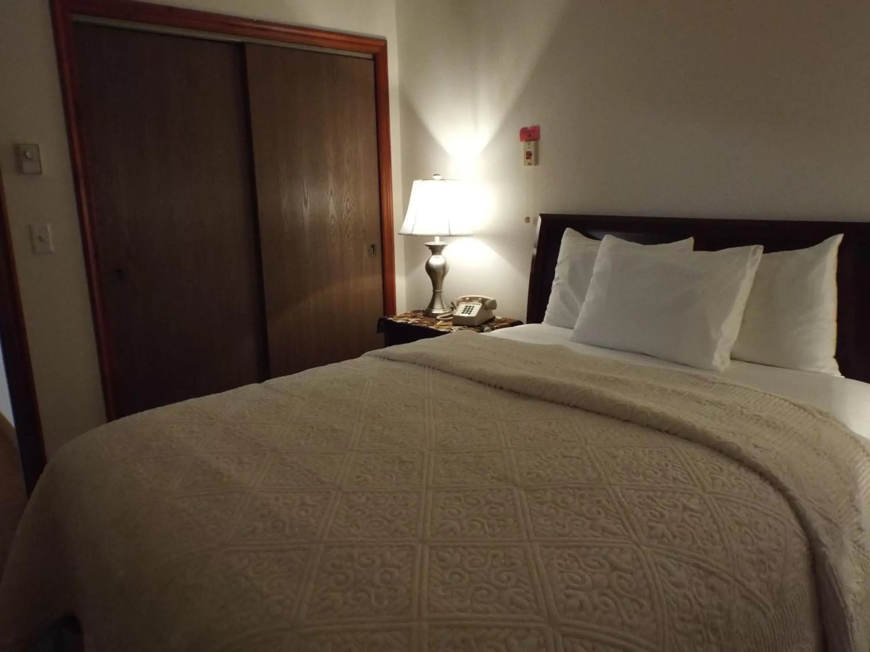 Queen Studio in Greenwood Village Inn & Suites Queen Studio in Greenwood Village Inn & Suites