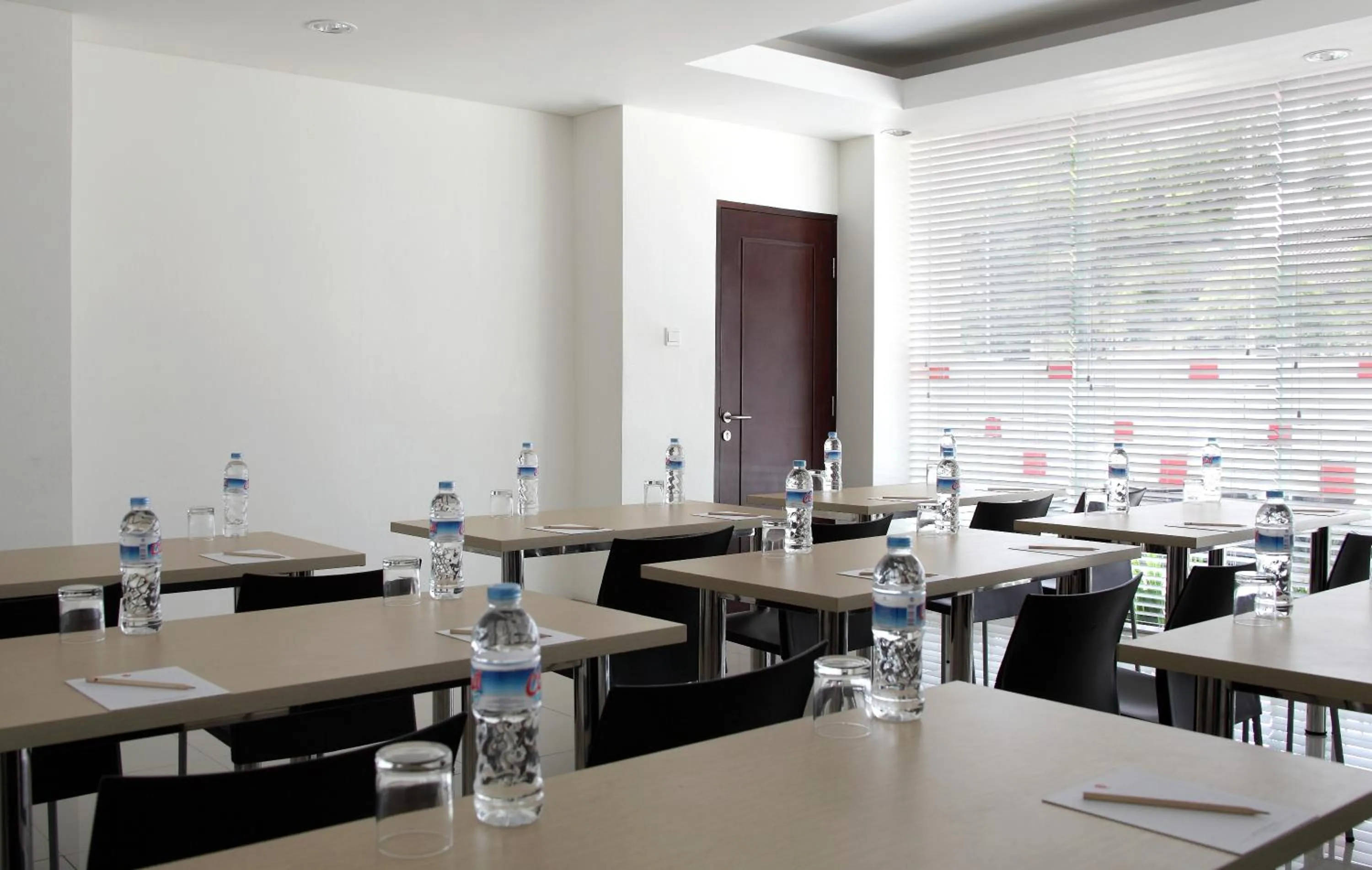 Business facilities in Amaris Hotel Tendean