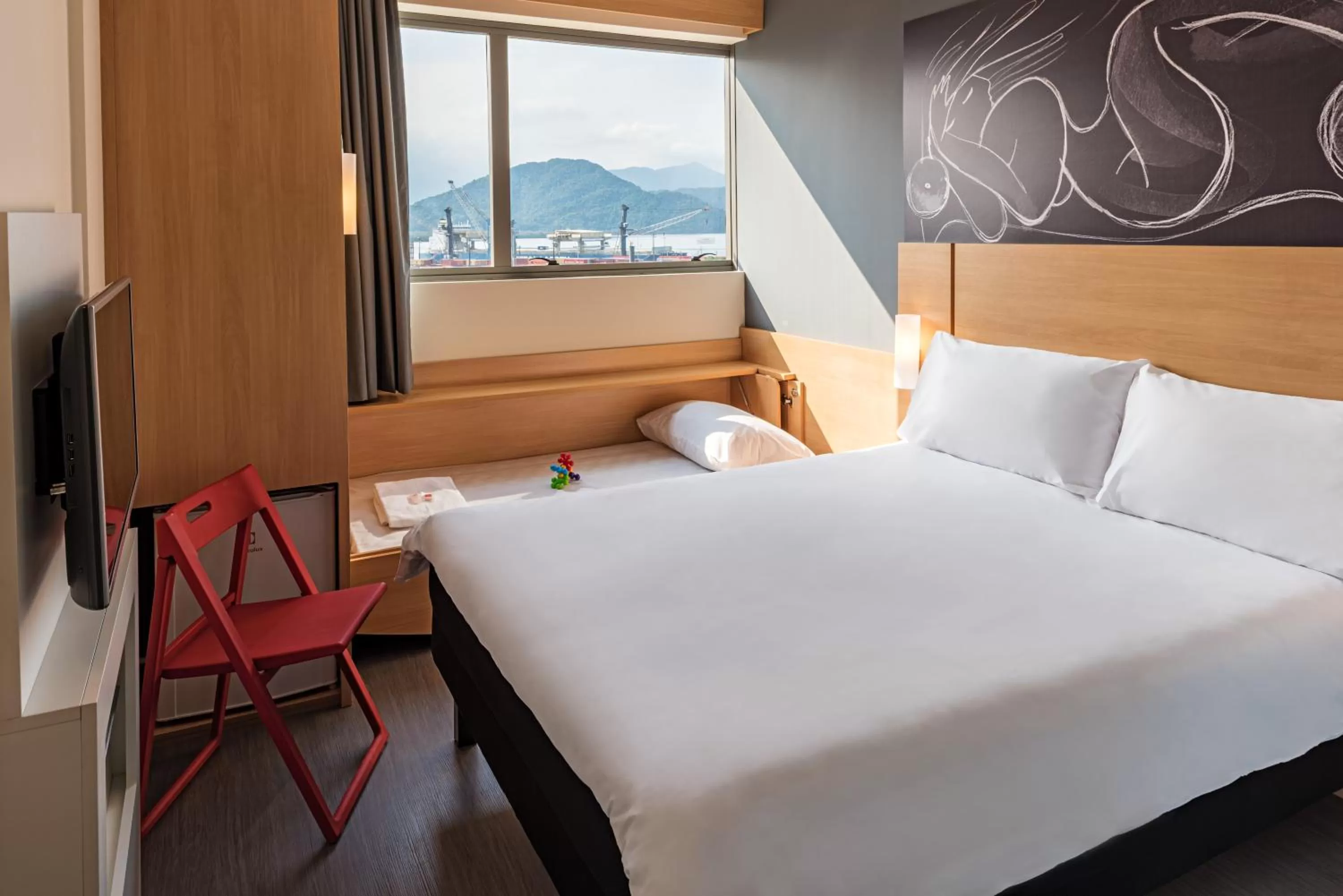 Bed in ibis Santos Valongo