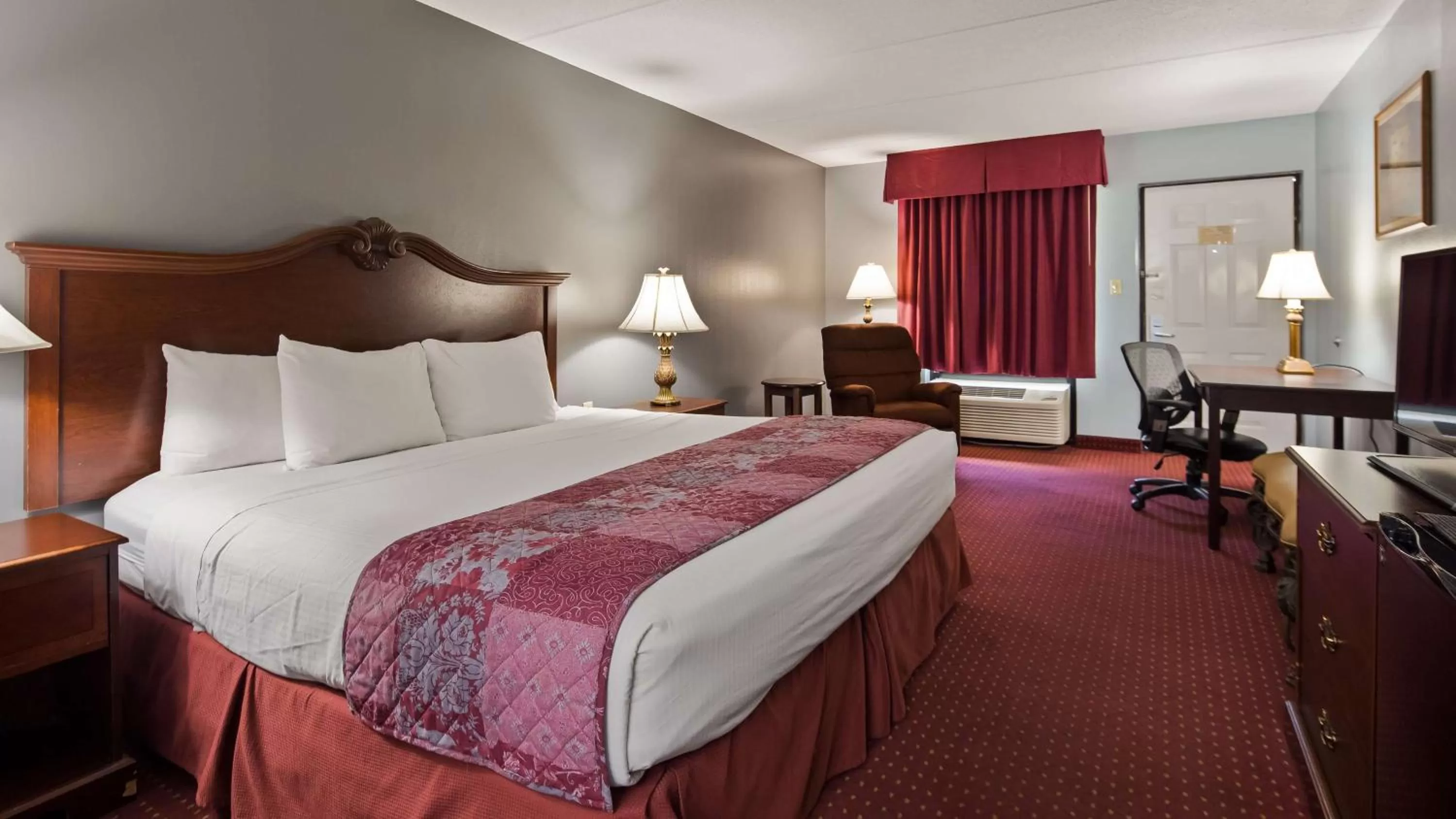 King Room - Disability Access/Smoking in Quality Inn