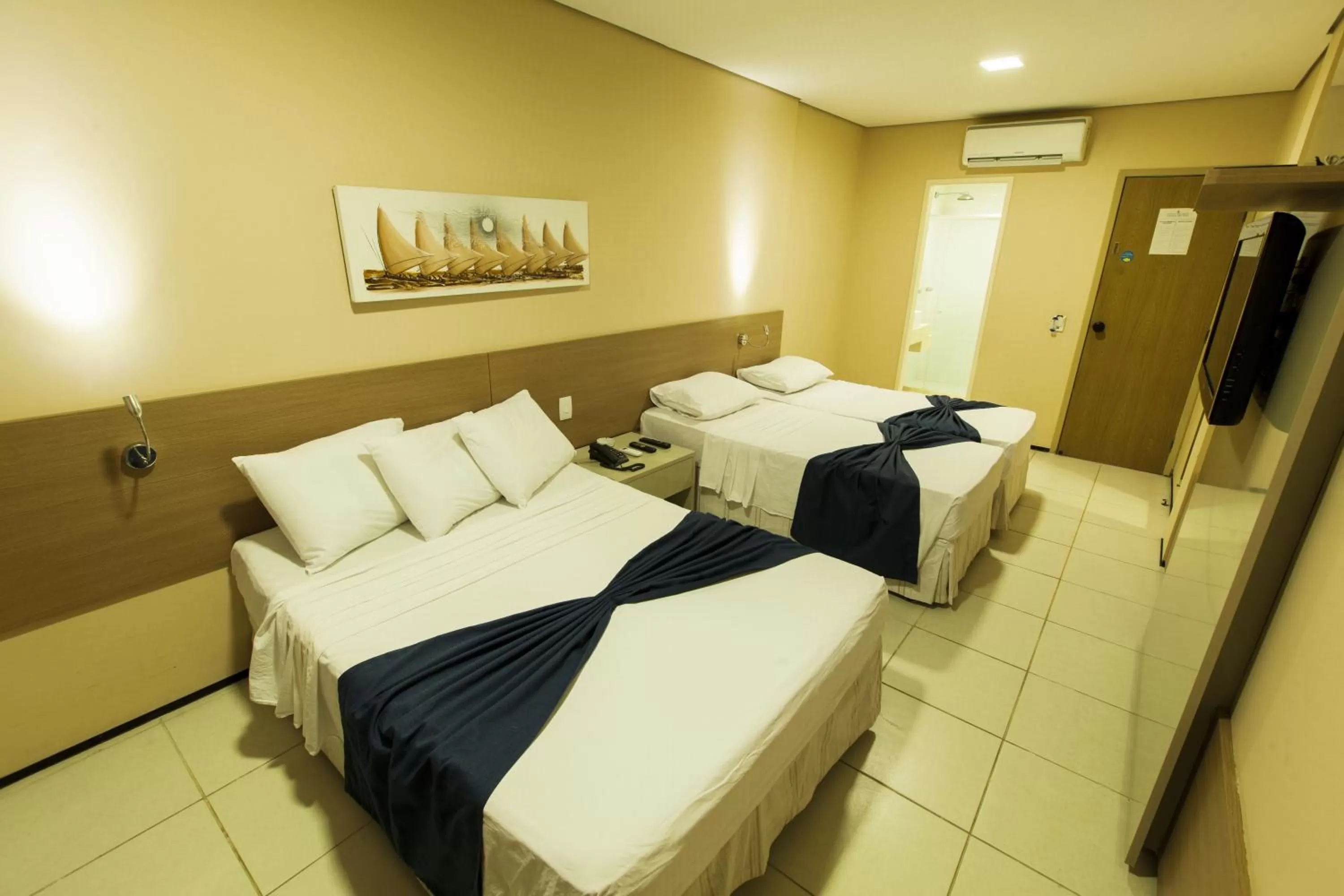 Photo of the whole room, Bed in Fortaleza Mar Hotel