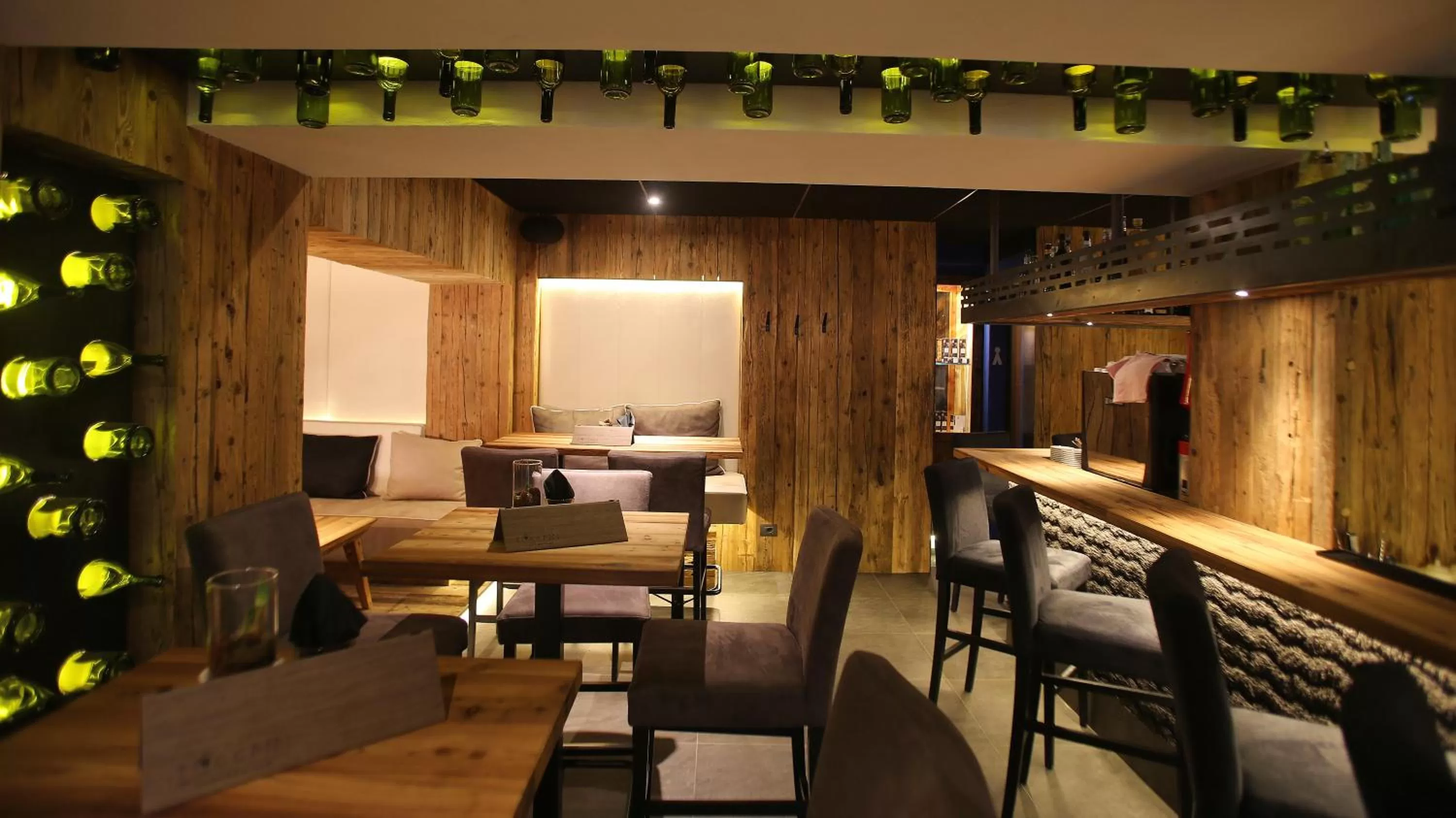 Evening entertainment in Hotel Marmolada