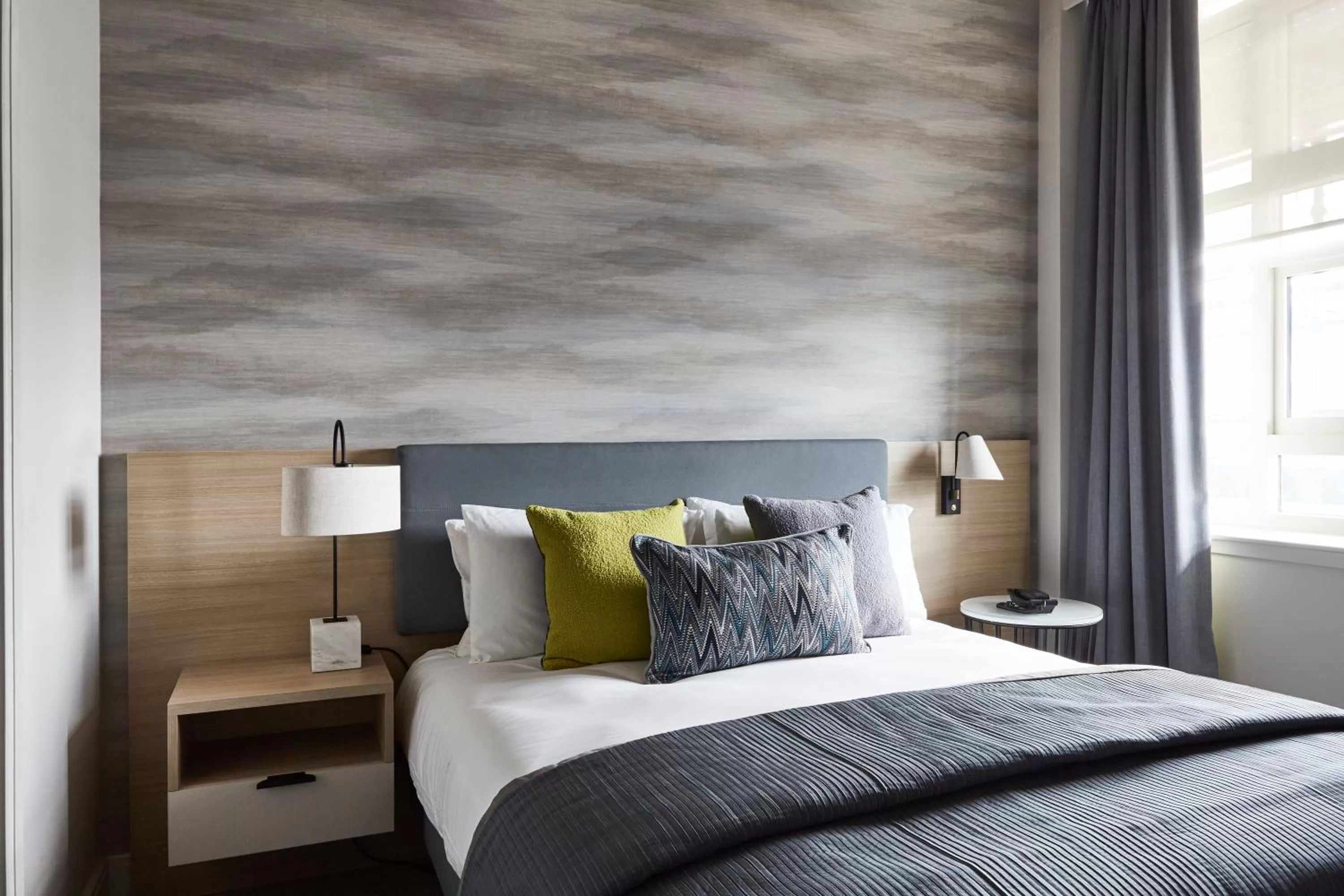 Photo of the whole room, Bed in Staybridge Suites - Dundee by IHG