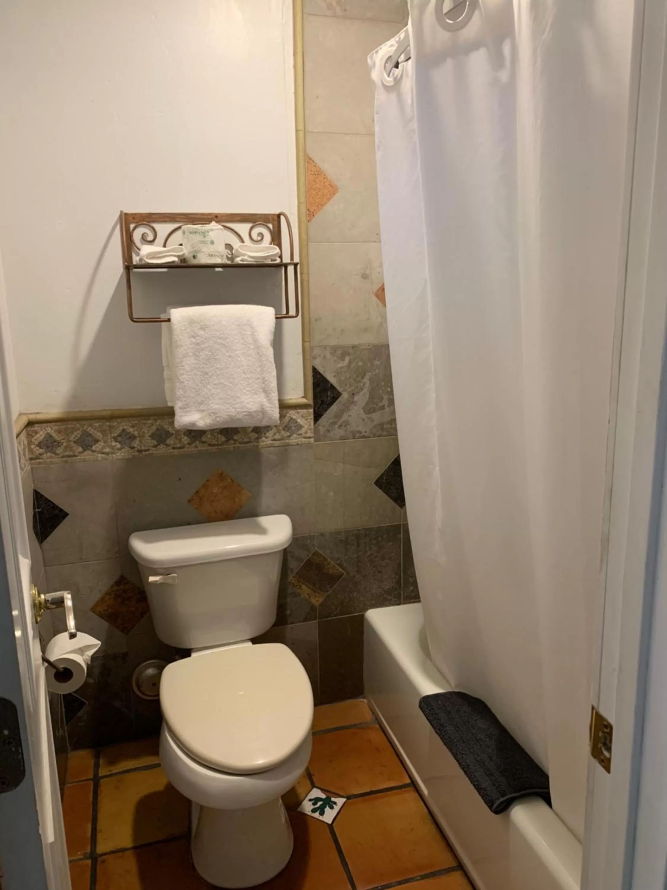 Bathroom in Chantico Inn