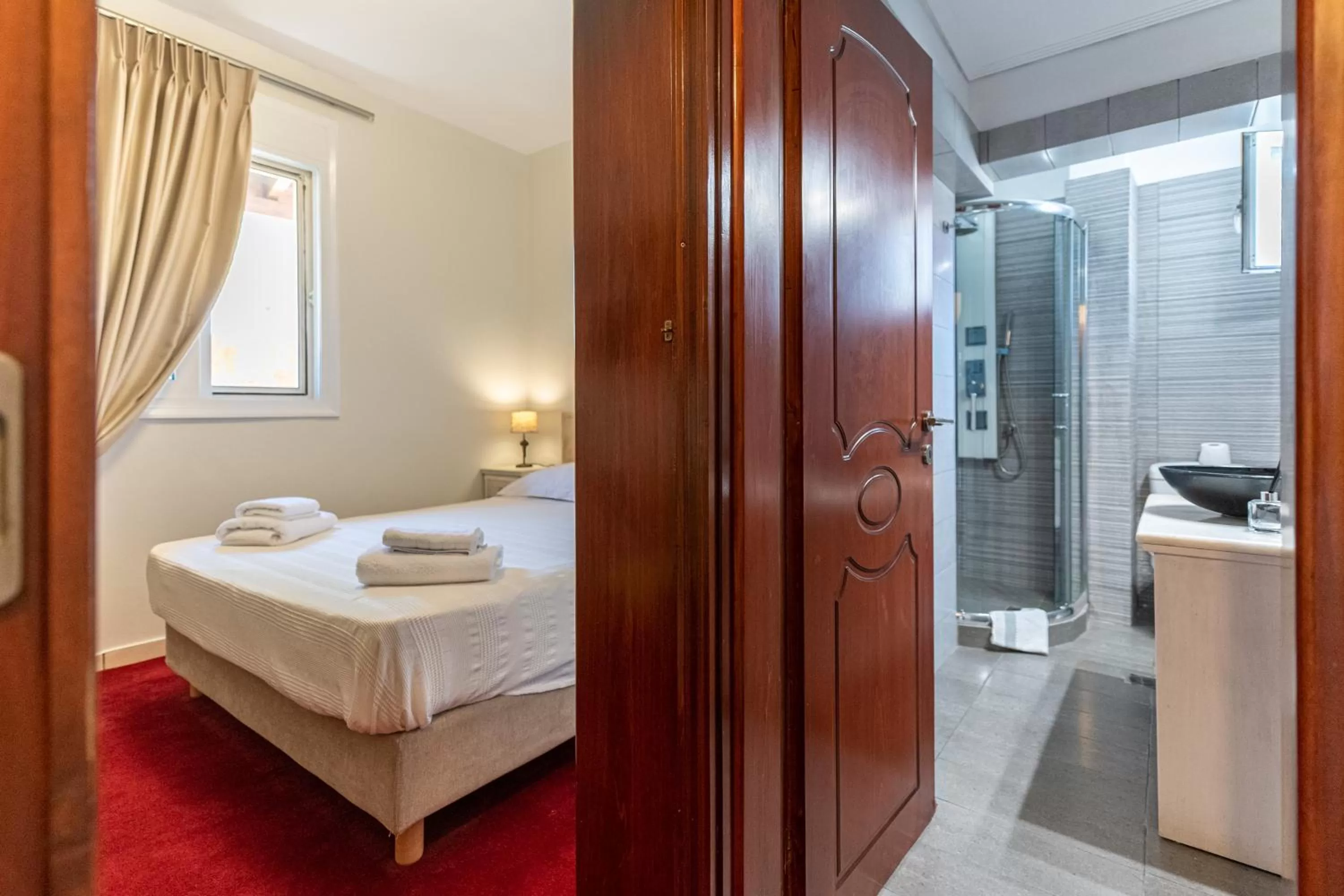 Bed in Apartments Tina FREE transfer from-to the airport