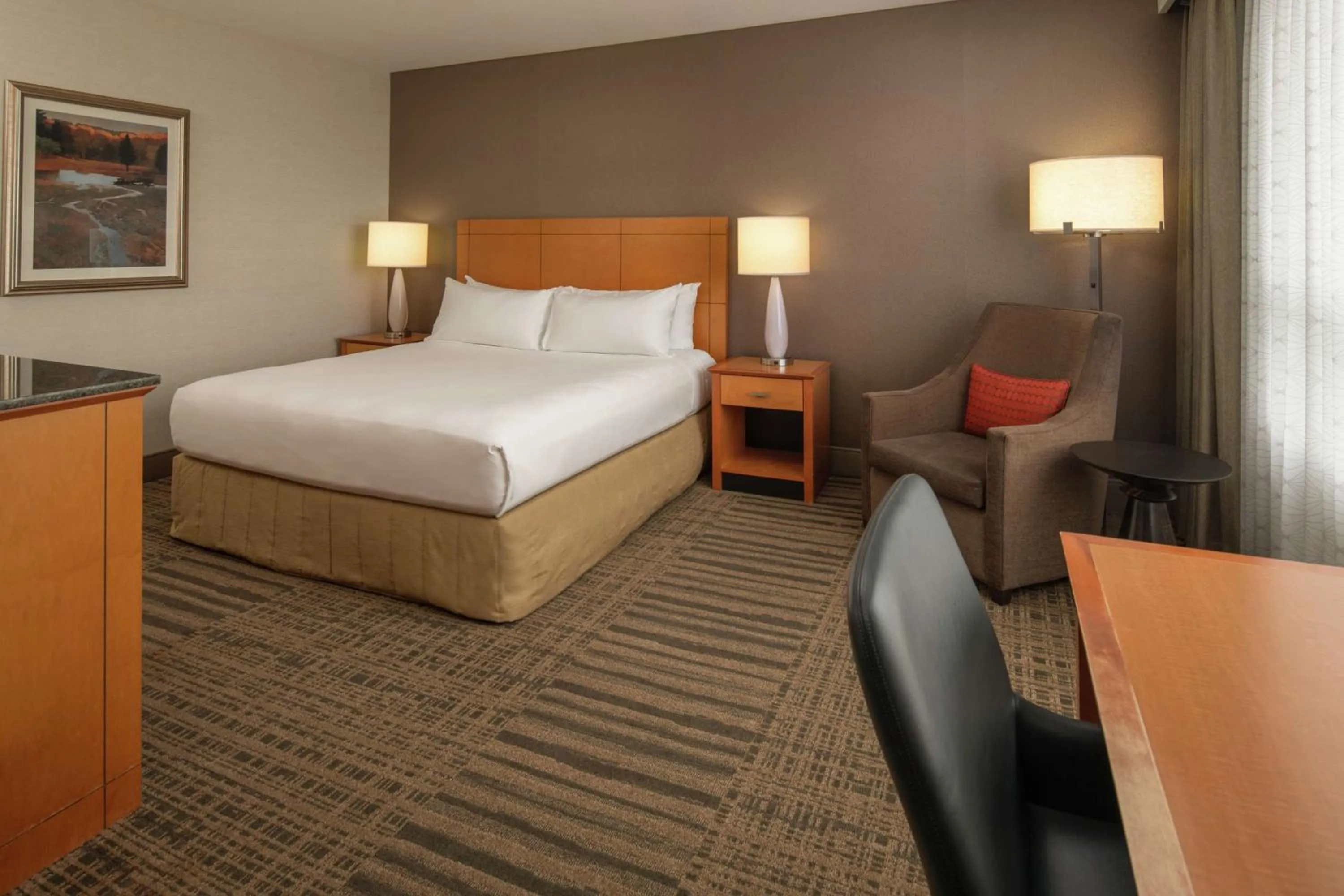 Bedroom, Bed in Hilton Vancouver Washington