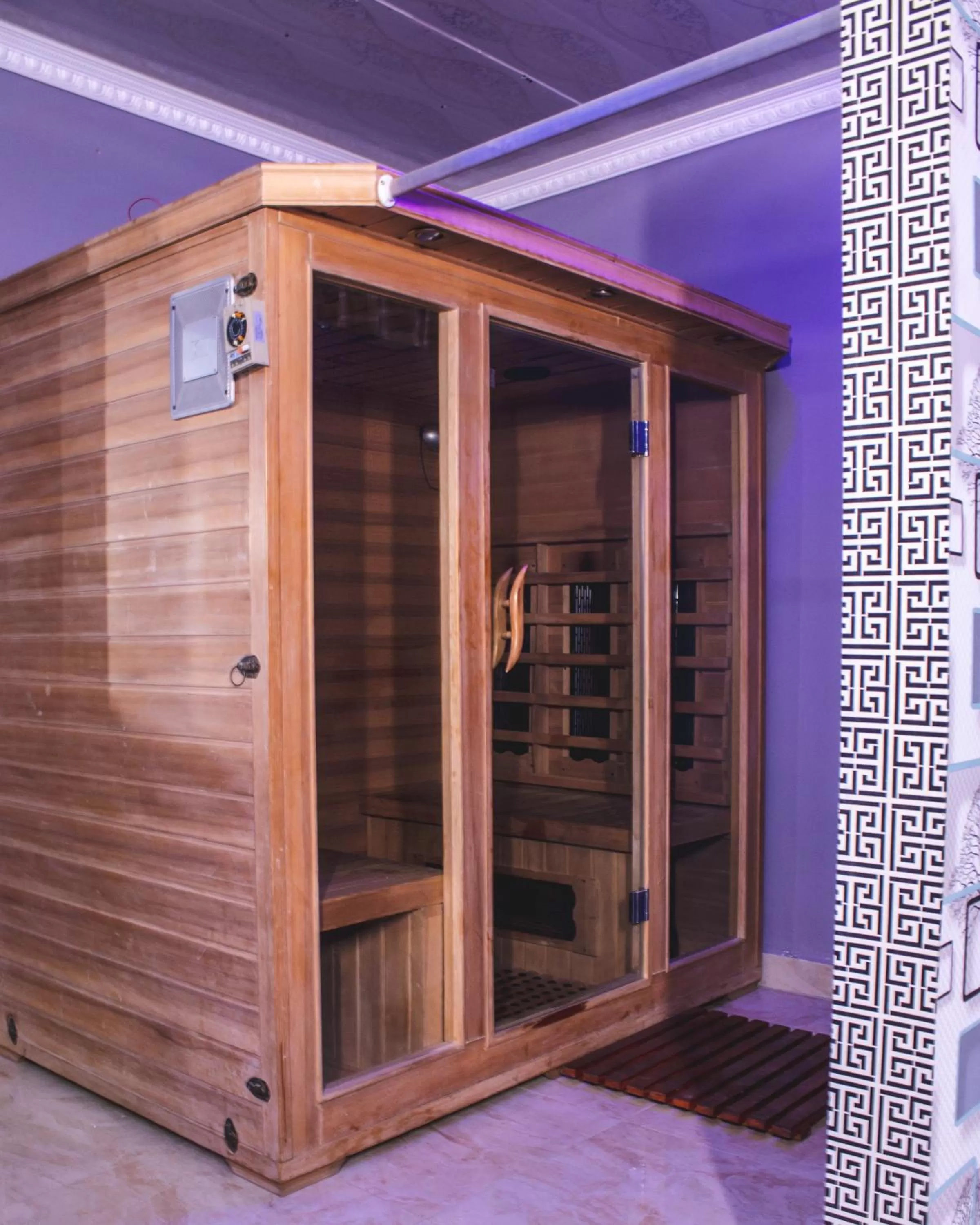 Sauna in Gold Crown International Hotel Johannesburg
