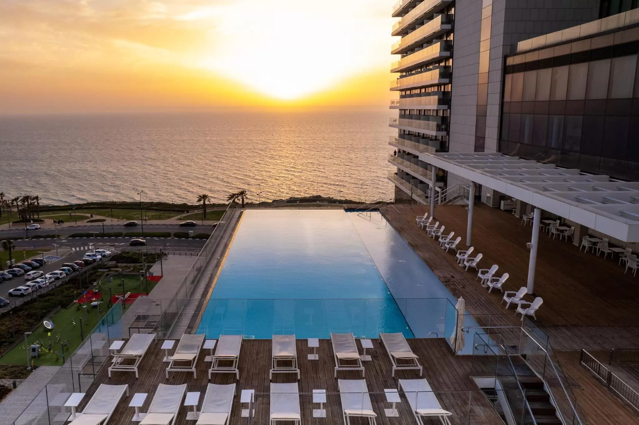 Pool view in Vert Lagoon Netanya By AFI Hotels