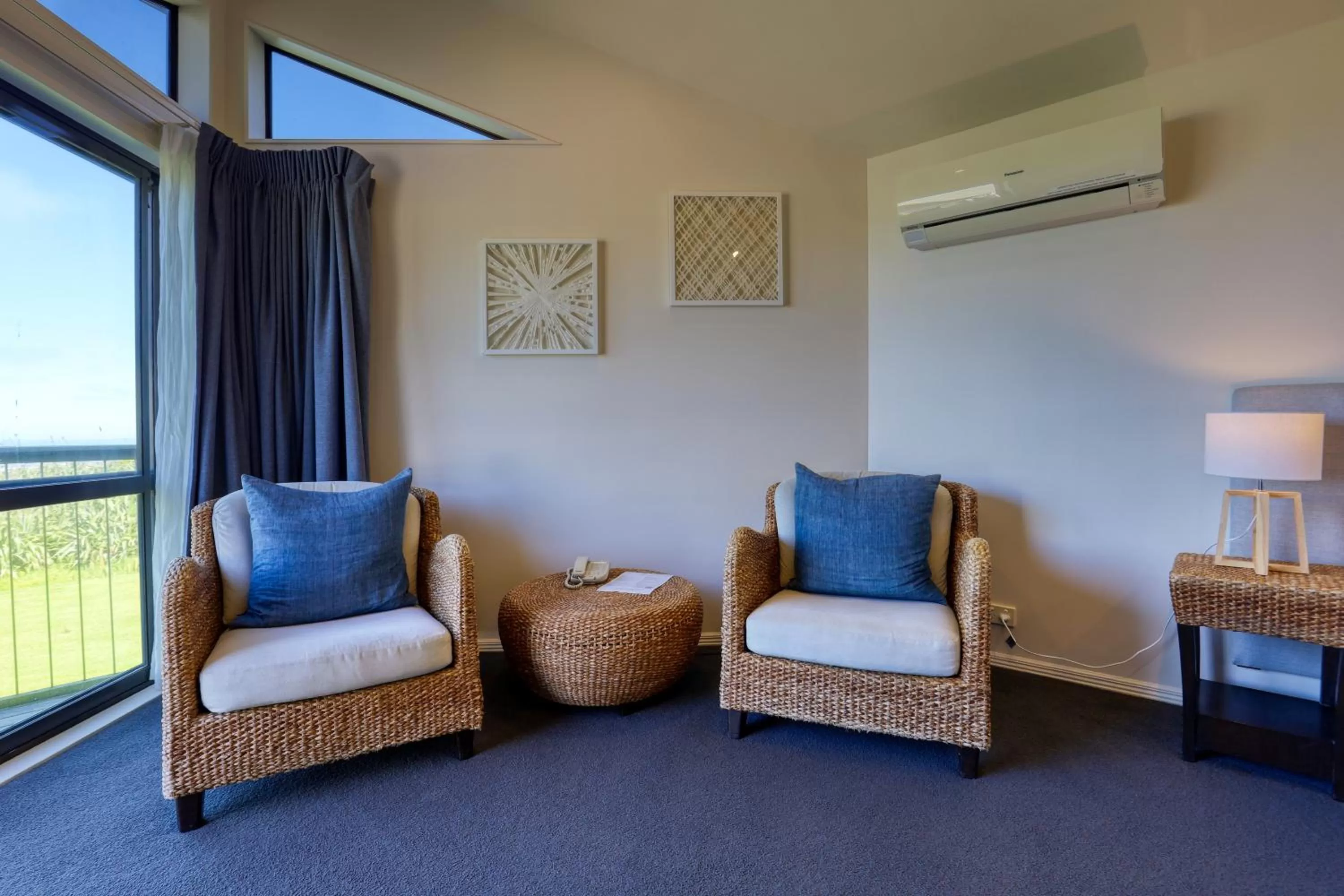 Seating area in Castaways Resort