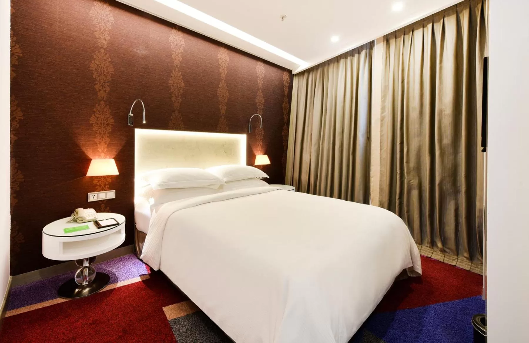 Bedroom, Bed in Burgu Arjaan by Rotana Istanbul Asia