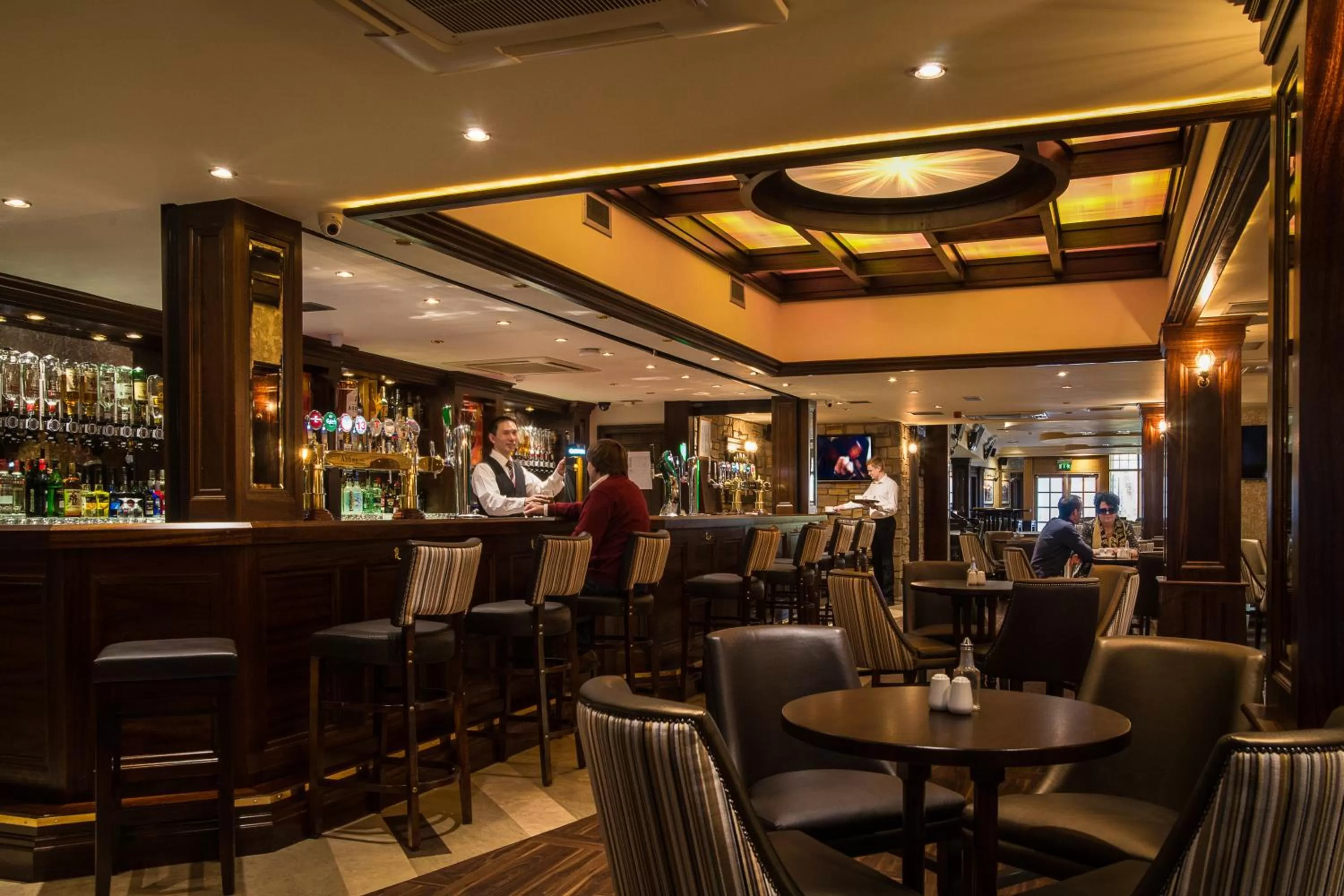 Lounge or bar in Abbey Hotel Donegal