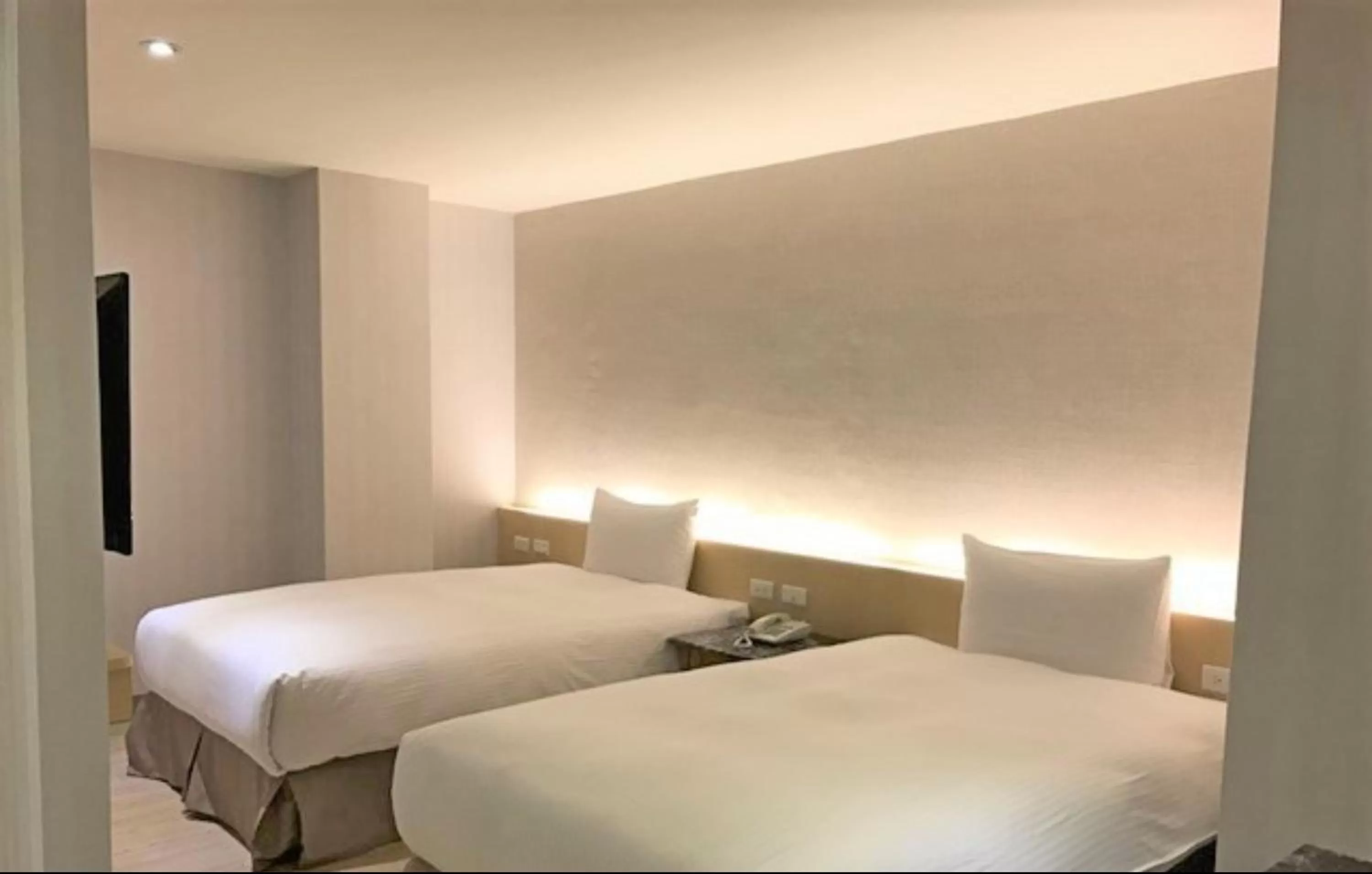 bunk bed in Simple Life Kaohsiung