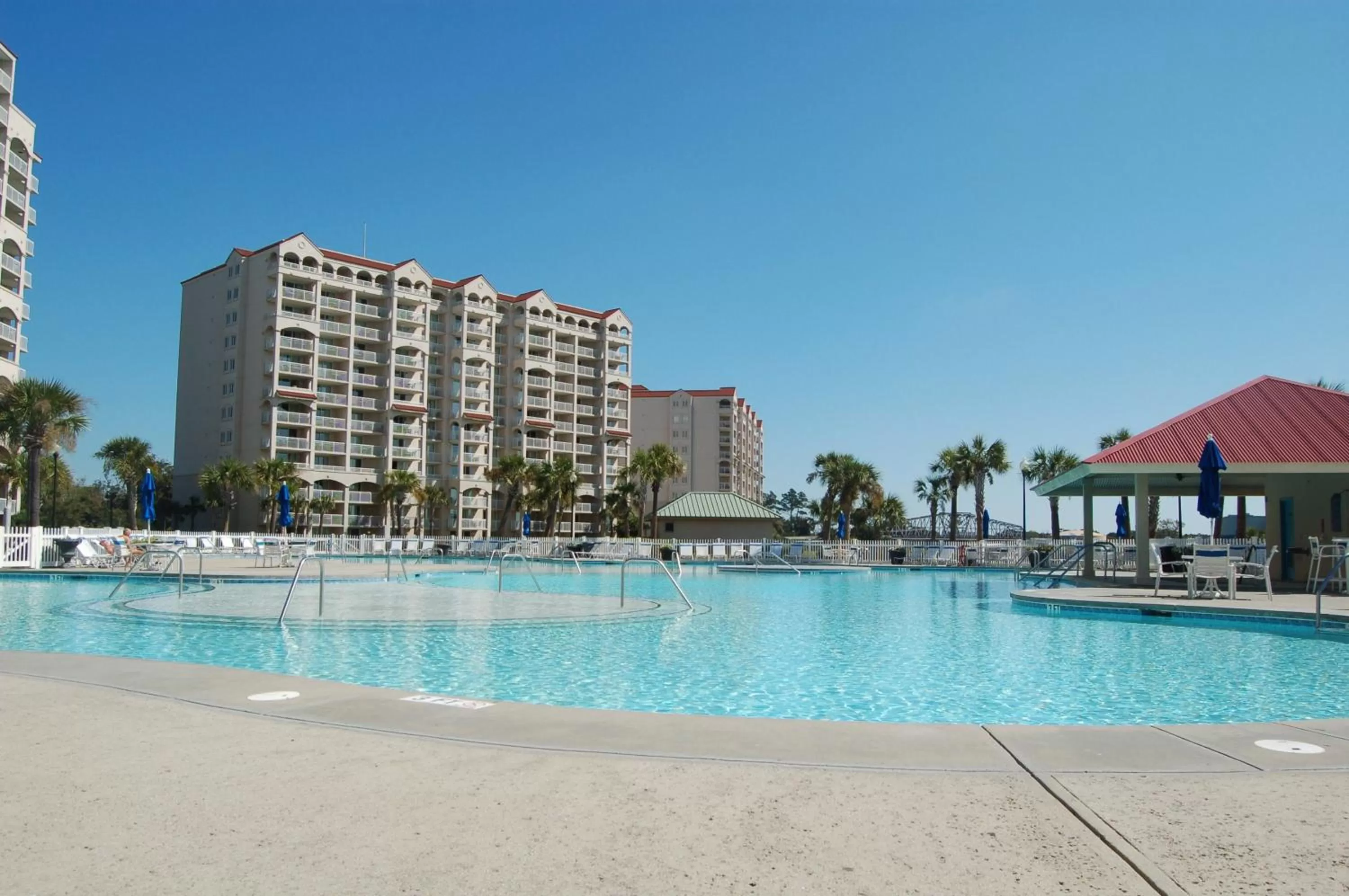 Swimming pool in Barefoot Resort Golf & Yacht Club Villas