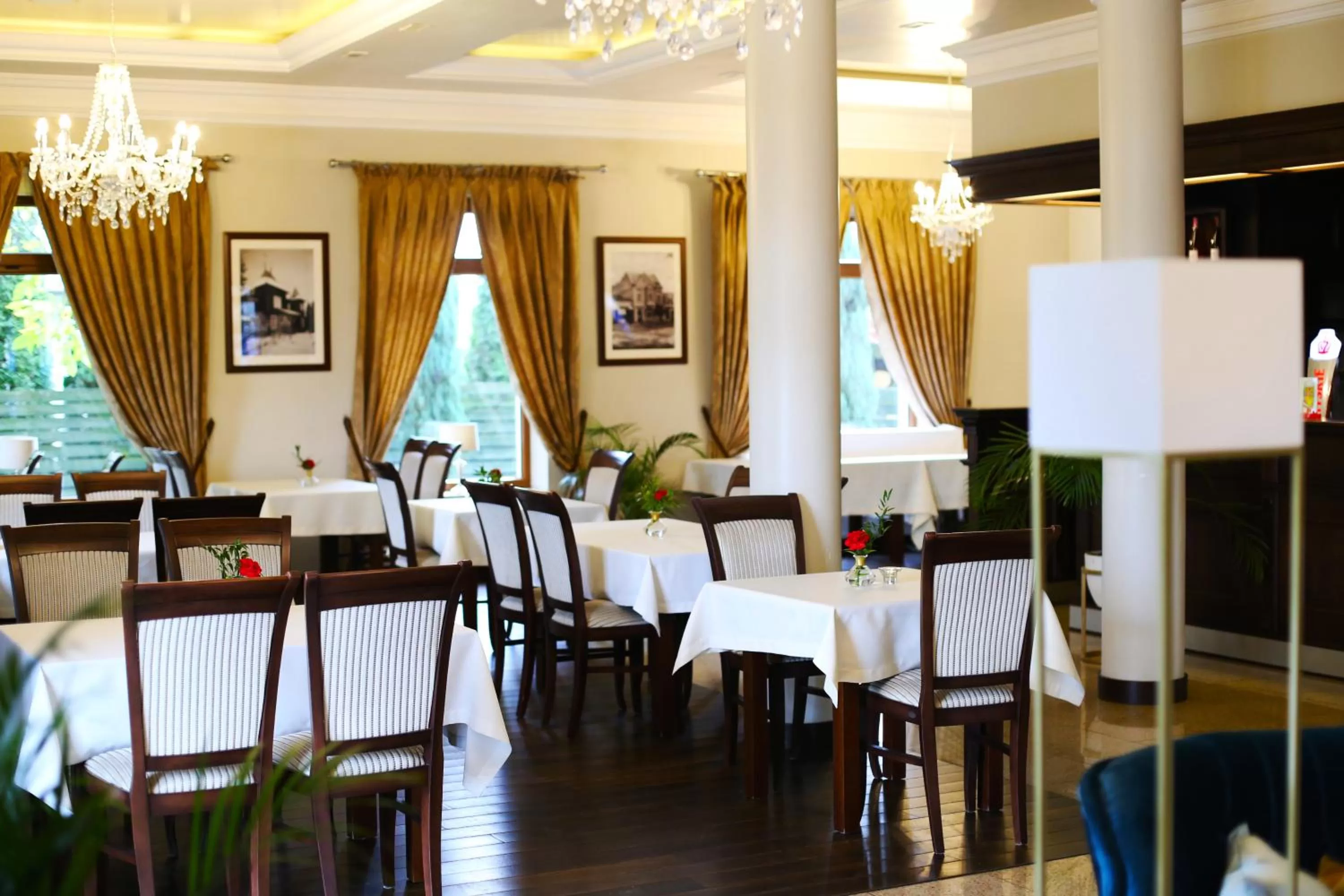 Restaurant/places to eat in Dworek