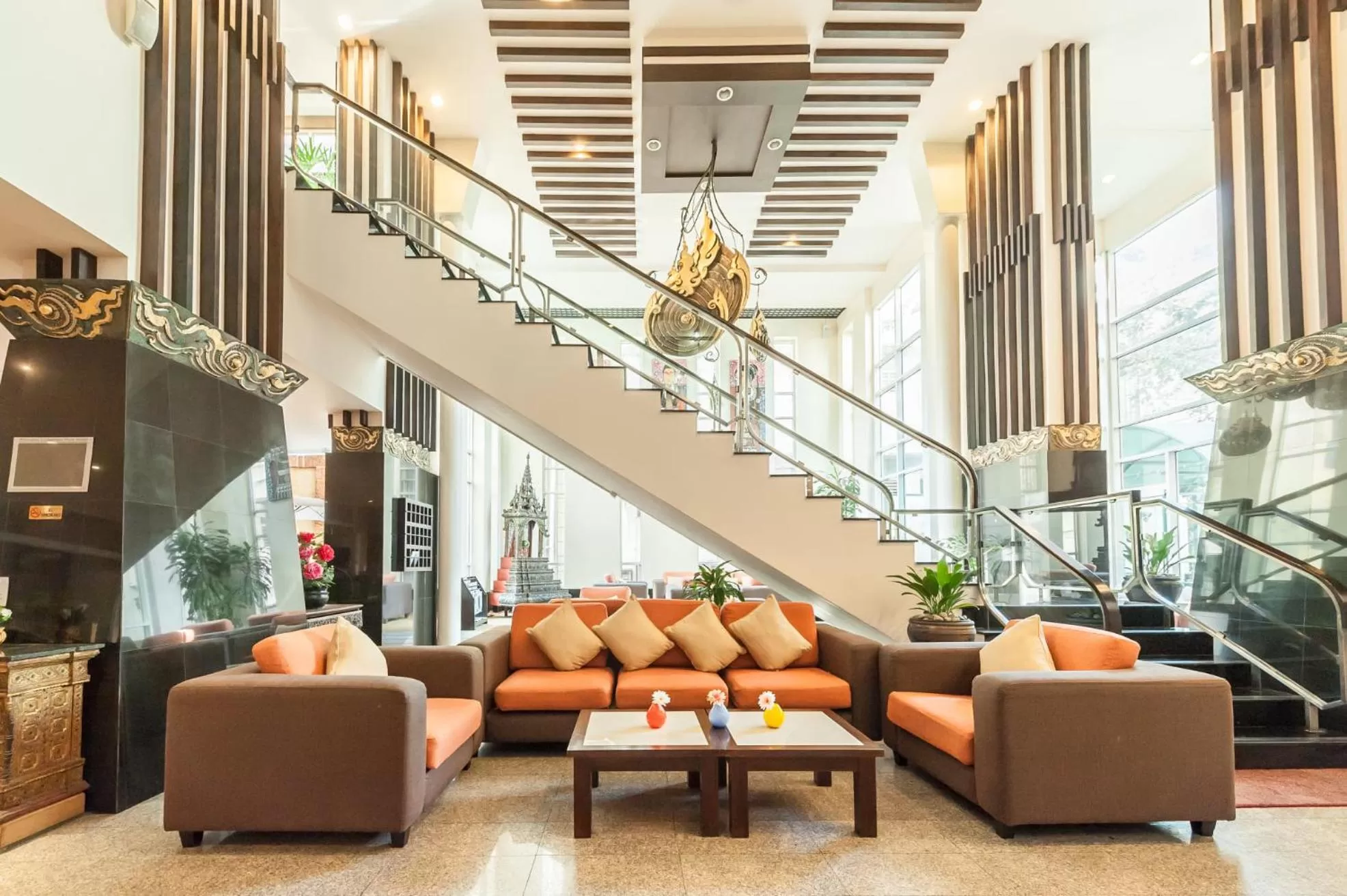 Lobby or reception in Pinnacle Lumpini Park Hotel