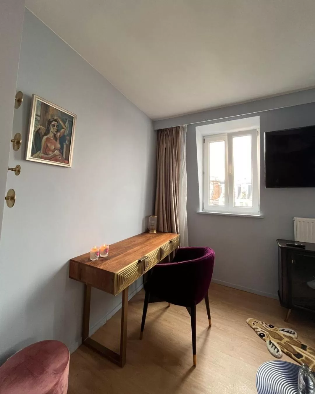 TV and multimedia in Hôtel La Pièce