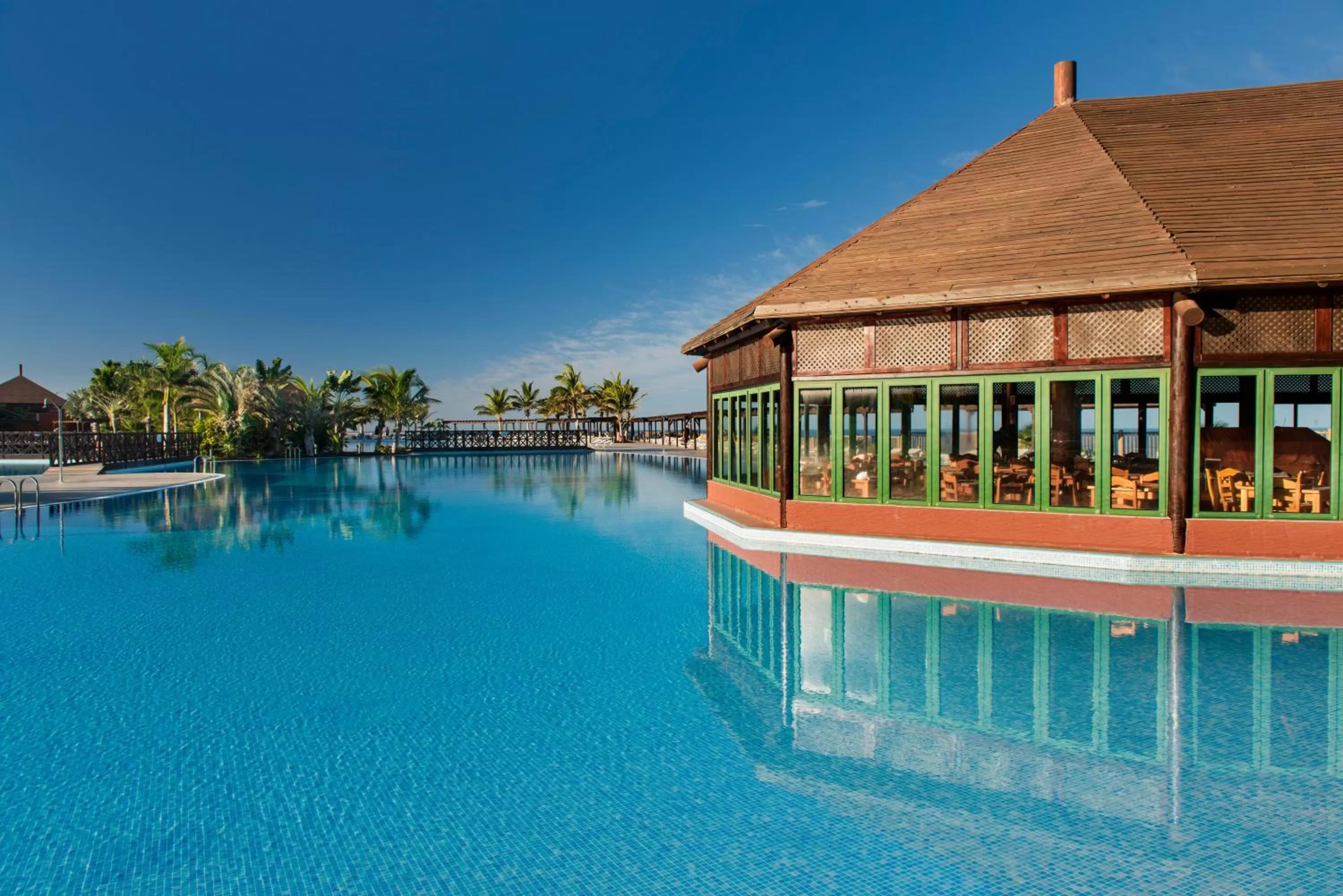 Swimming pool in La Palma Princess